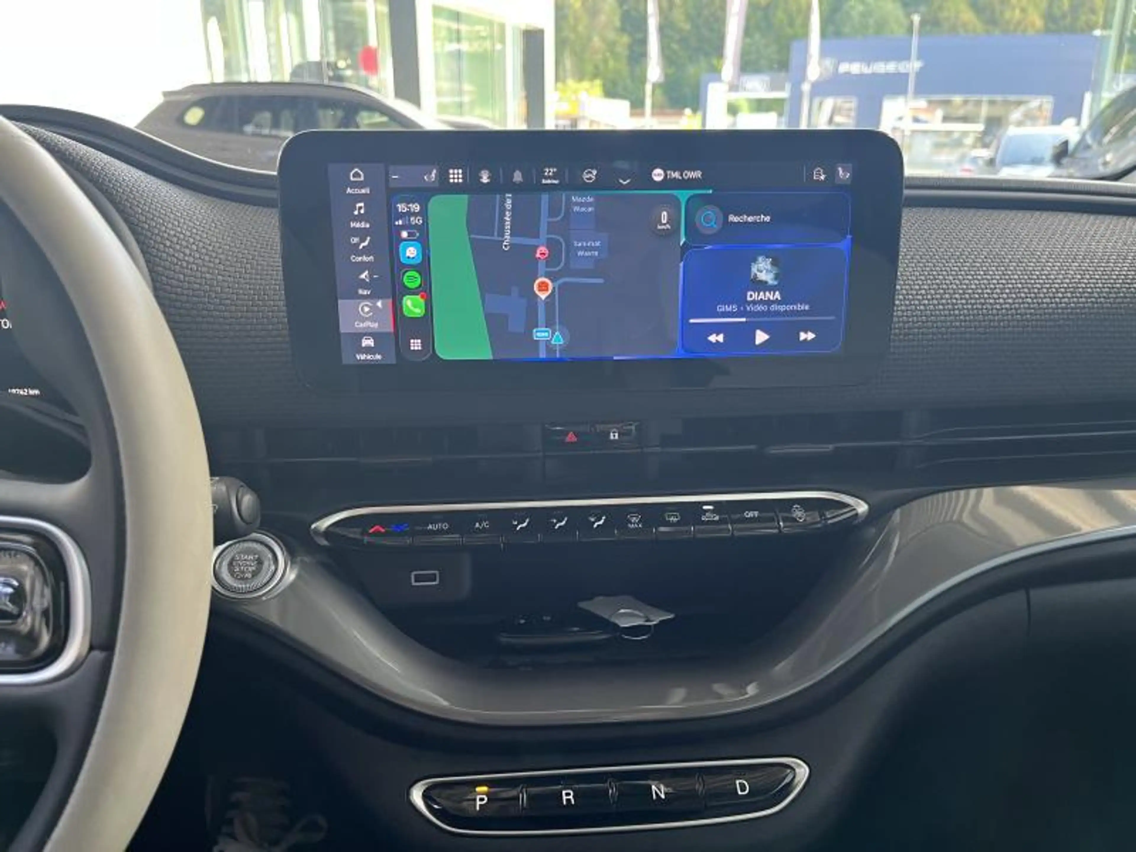 Fiat 500e La Prima + JBL + sièges chauff. — photo 13