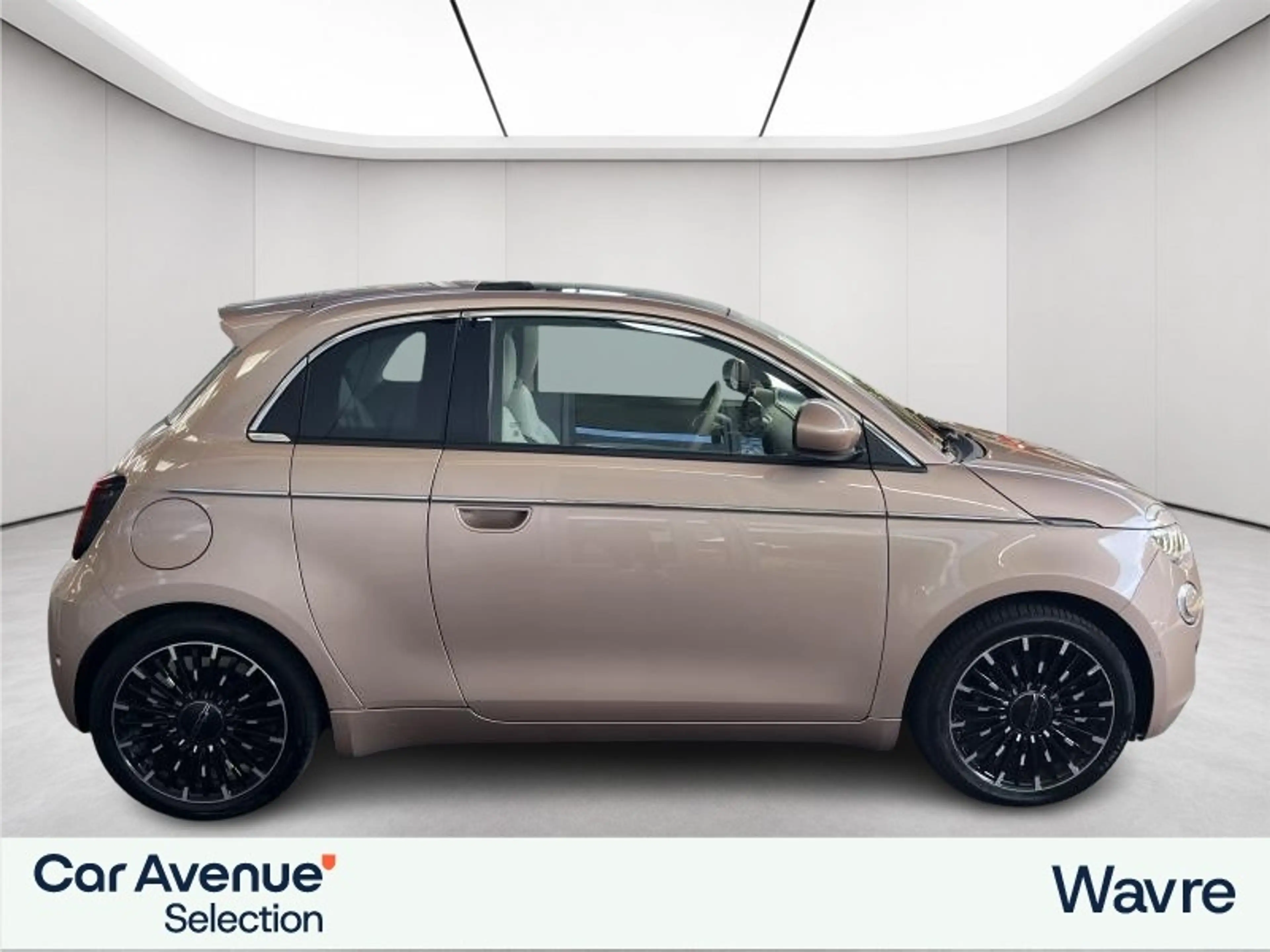 Fiat 500e La Prima + JBL + sièges chauff. — photo 7