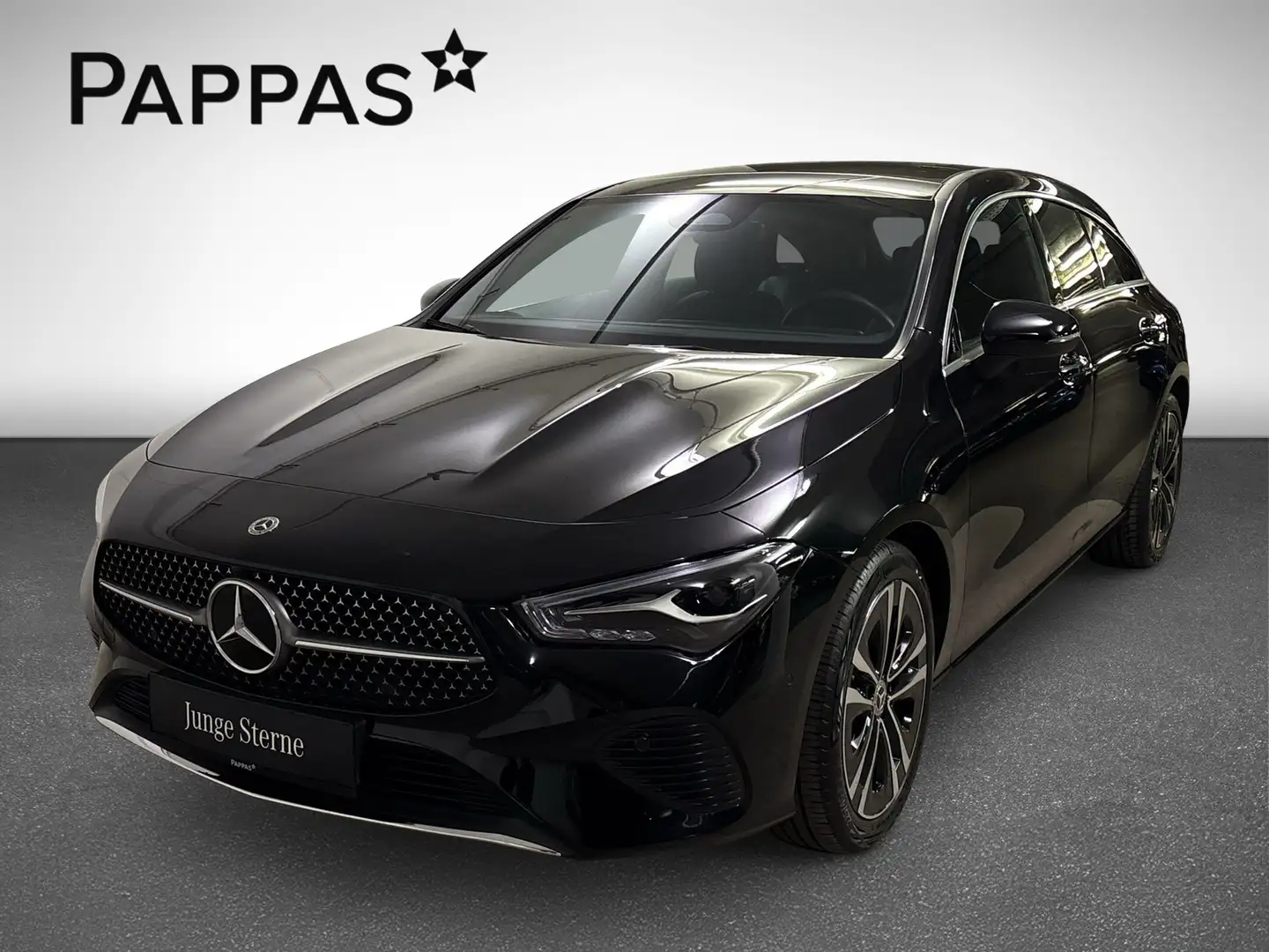 Mercedes-Benz CLA 180 Shooting Brake Pano Wide LED Cam Navi Zwart - 2