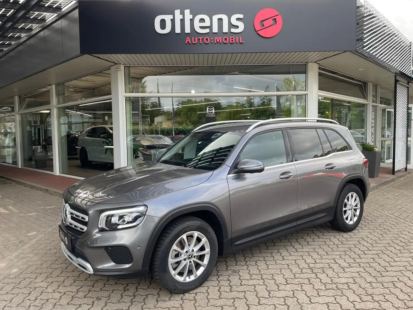 Mercedes-Benz GLB 200 d Style 4Matic,Leder,AHK,Business,Navi,Park-Paket Grijs - 1