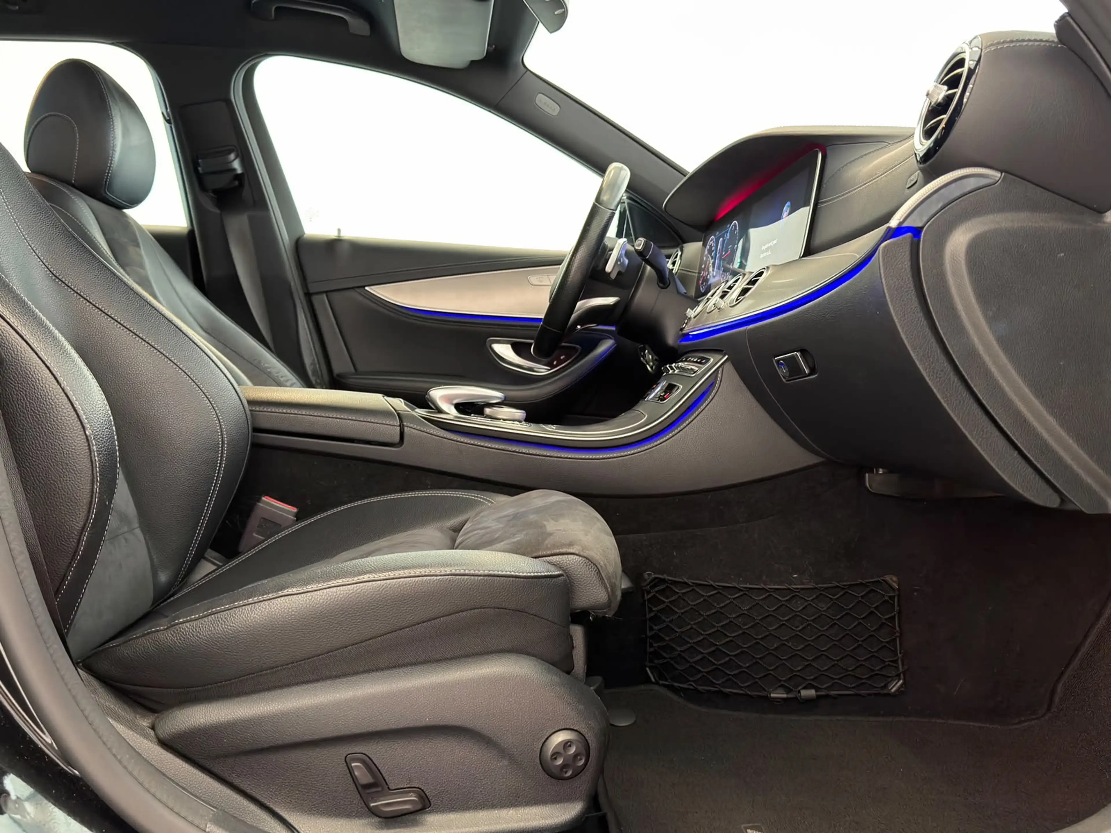 Mercedes-Benz E 220 Estate d Business Solution AMG / NL-auto / BTW / T — photo 8