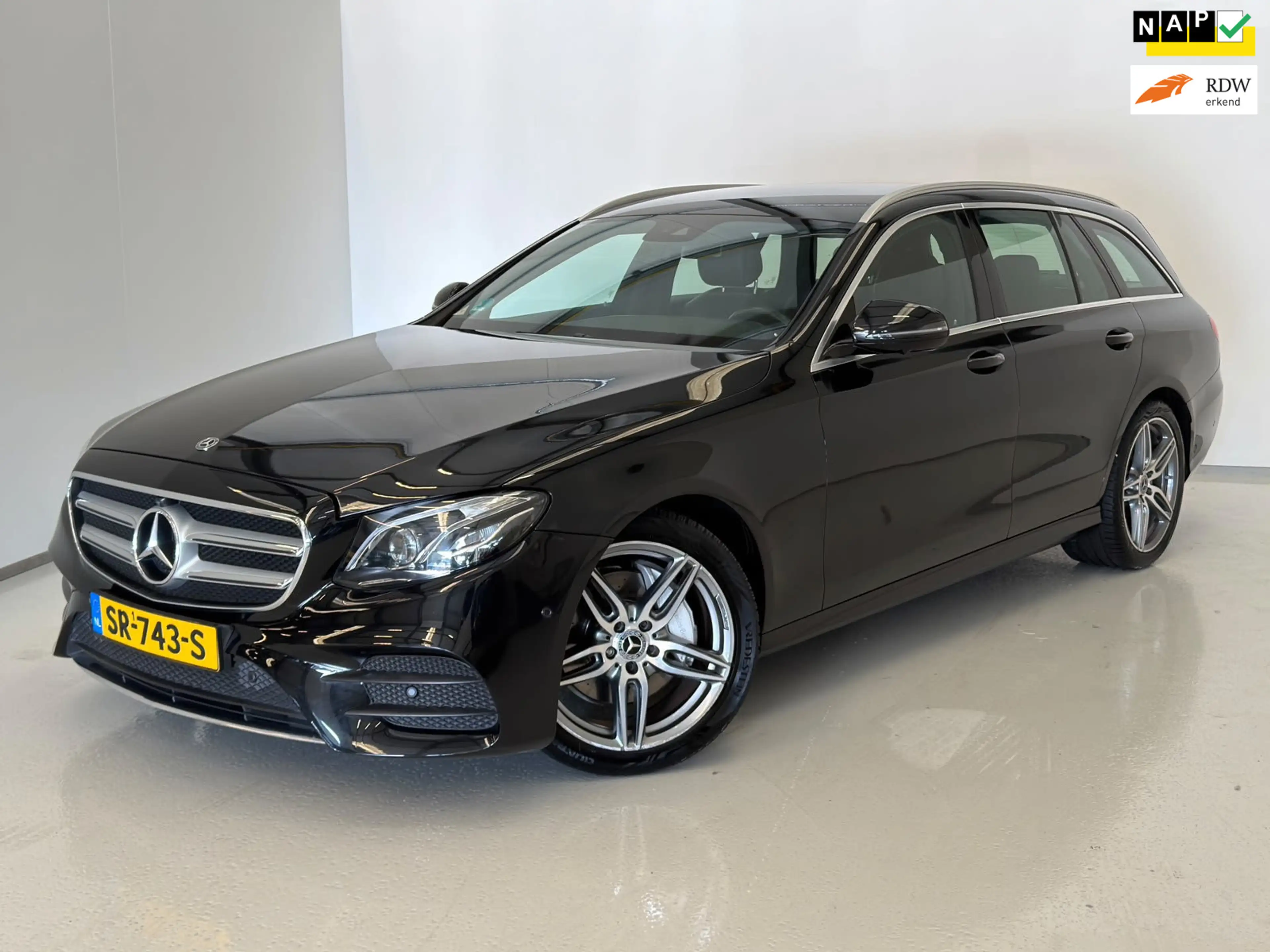 Mercedes-Benz E 220 Estate d Business Solution AMG / NL-auto / BTW / T