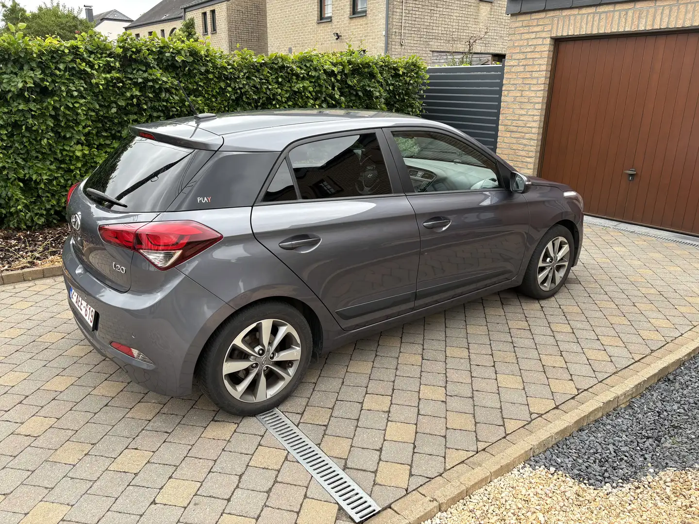 Hyundai i20 1.0 T-GDi Twist Special Edition Play - 2