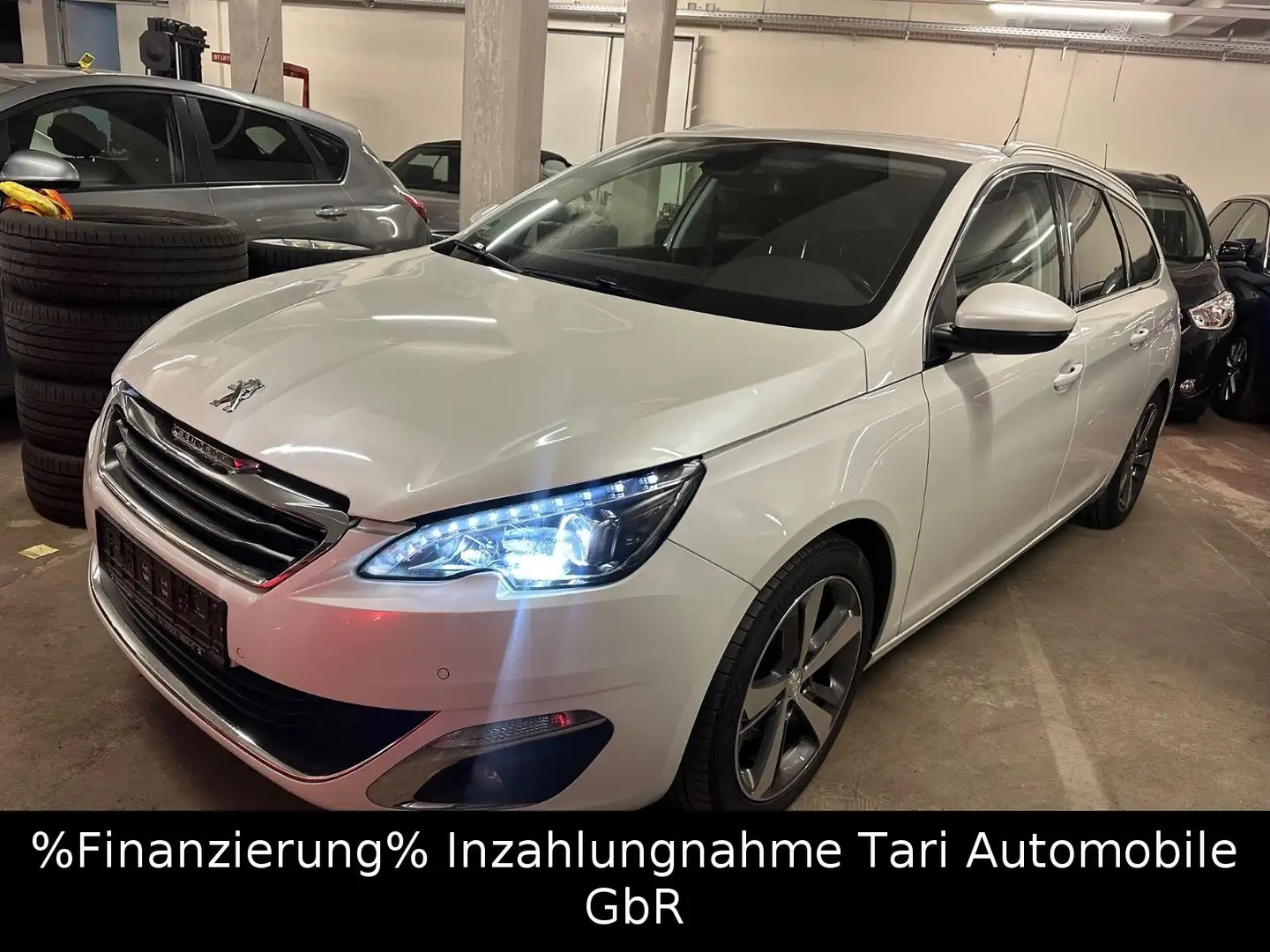 Peugeot 308 2.0 BlueHDi 150 SW Allure Navi,LED,2xPDC,17" Weiß - 2
