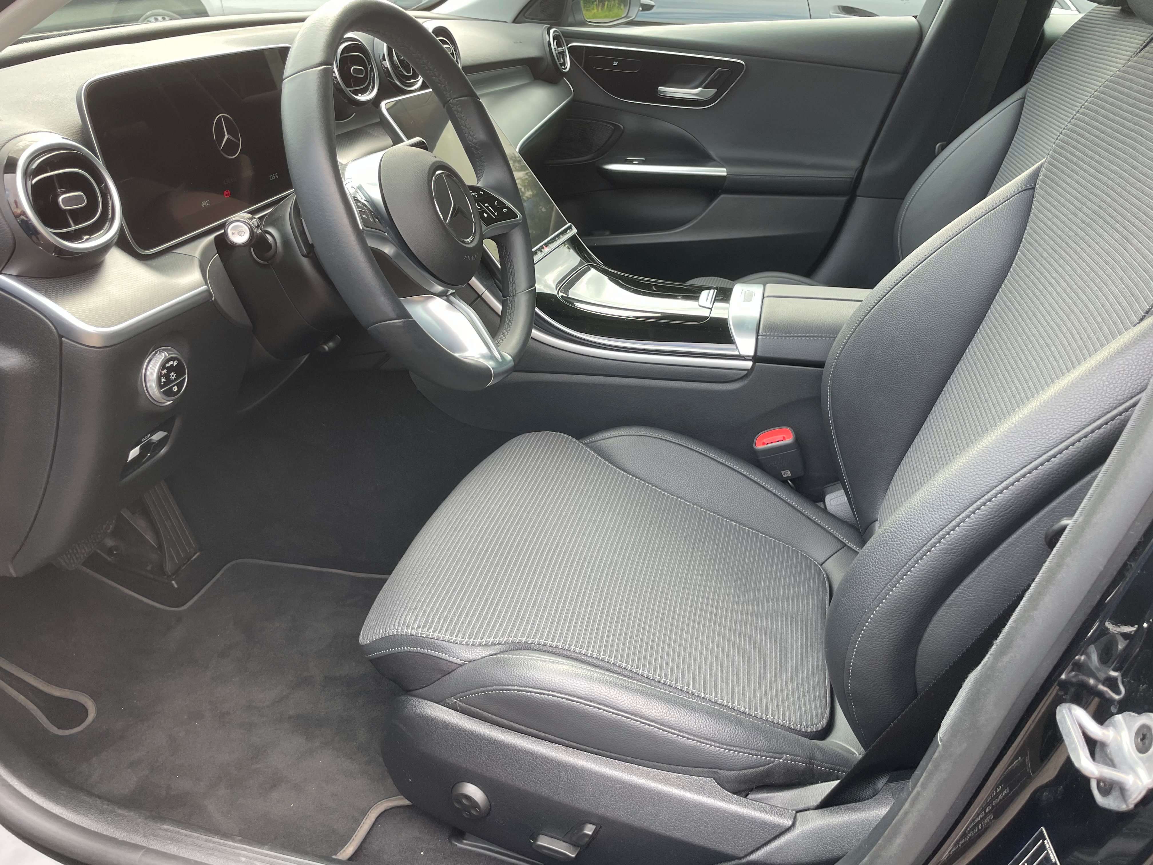 Mercedes-Benz C 220