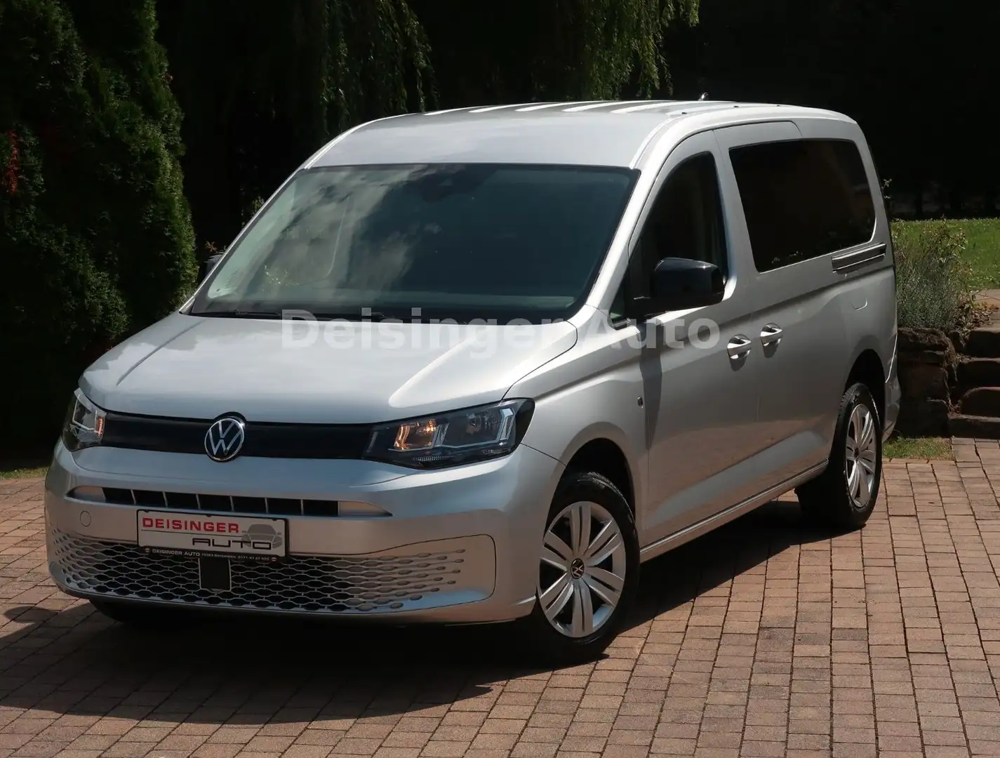 Volkswagen Caddy  Maxi DSG *NAVI* PARAVAN BEHINDERTENUMBAU Silber - 2