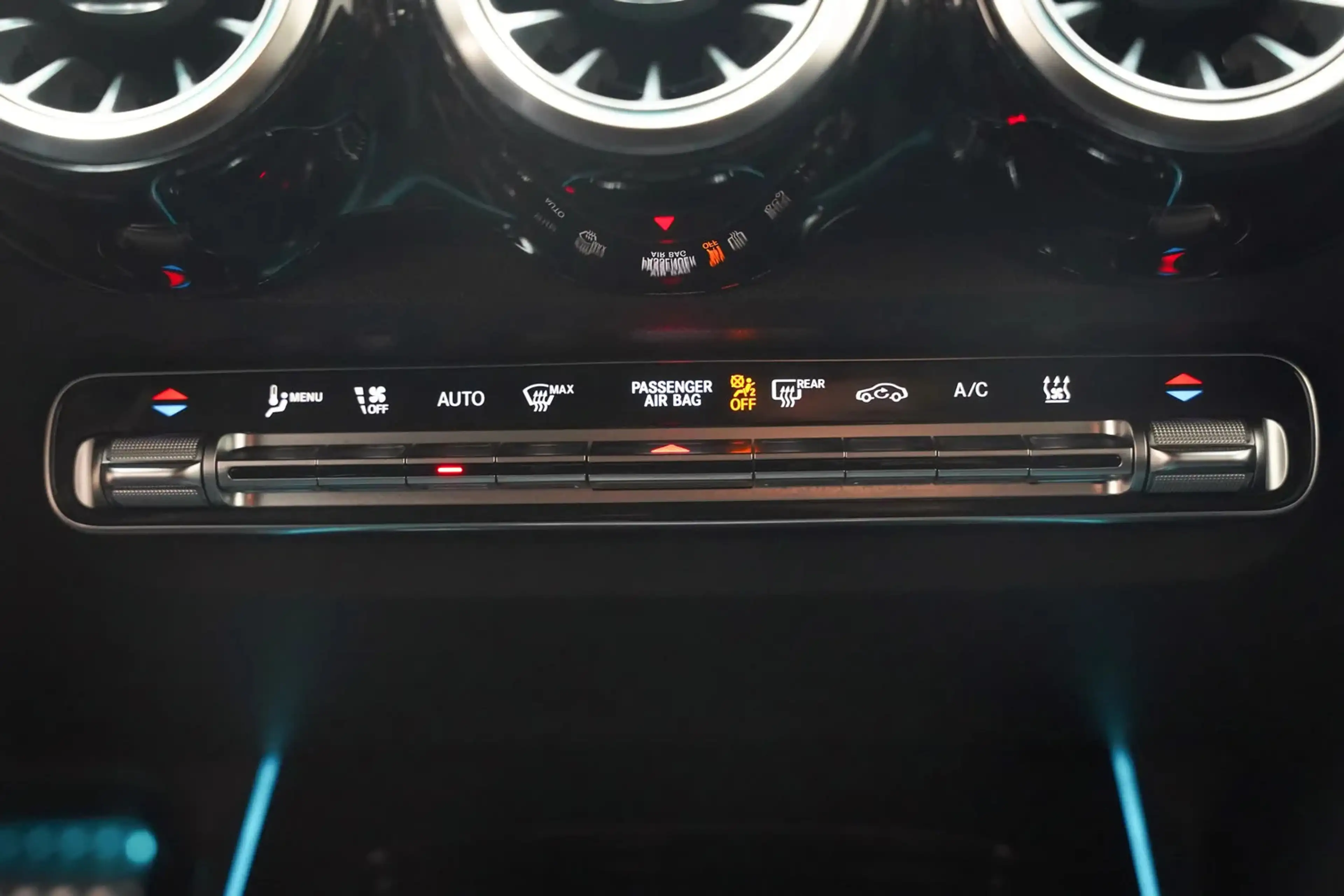Mercedes-Benz EQB 300 4MATIC AMG Night [ Panorama Sfeerlicht Navi Camera — photo 9