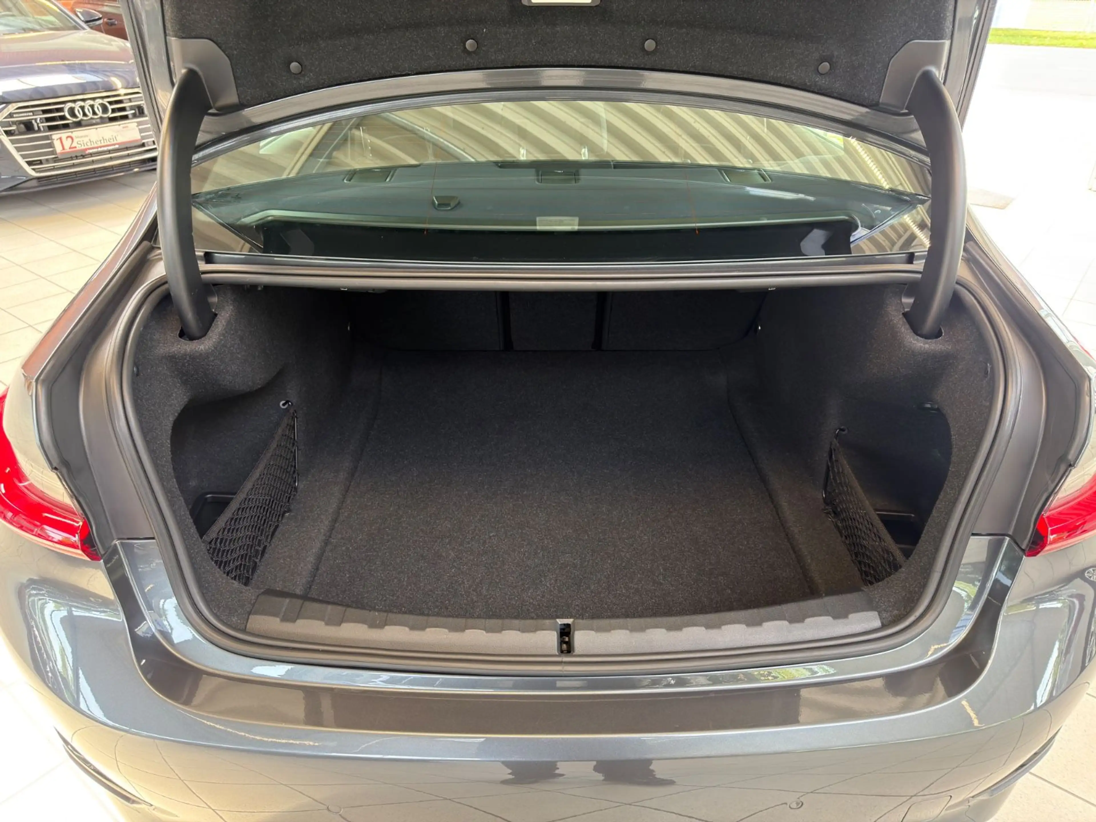 BMW 330 i xDrive Sport Line Automatic — photo 8