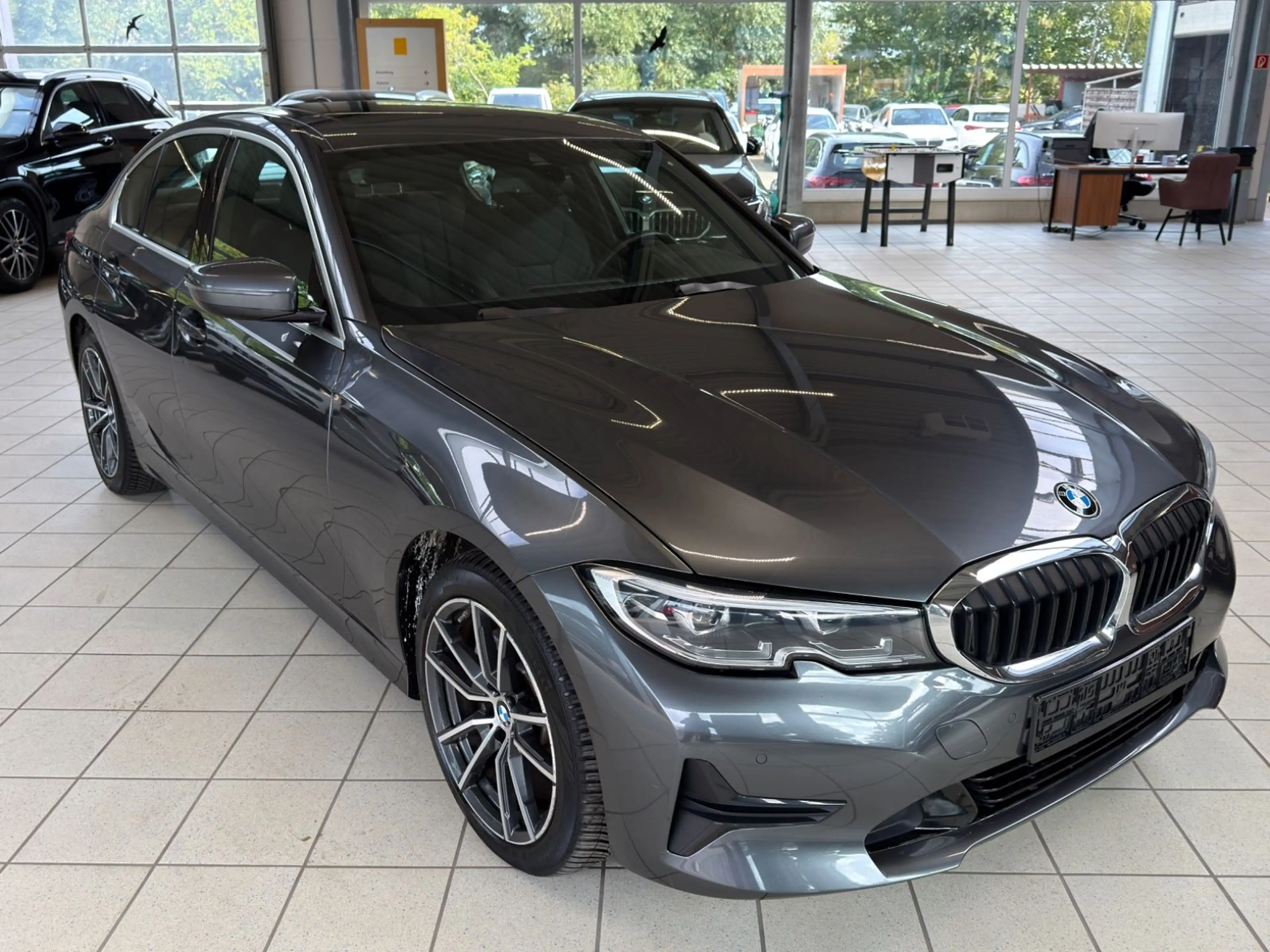BMW 330 i xDrive Sport Line Automatic — photo 10