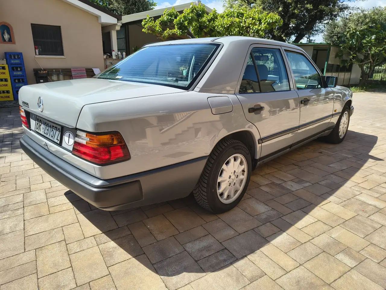 Mercedes-Benz 200d, foto 3