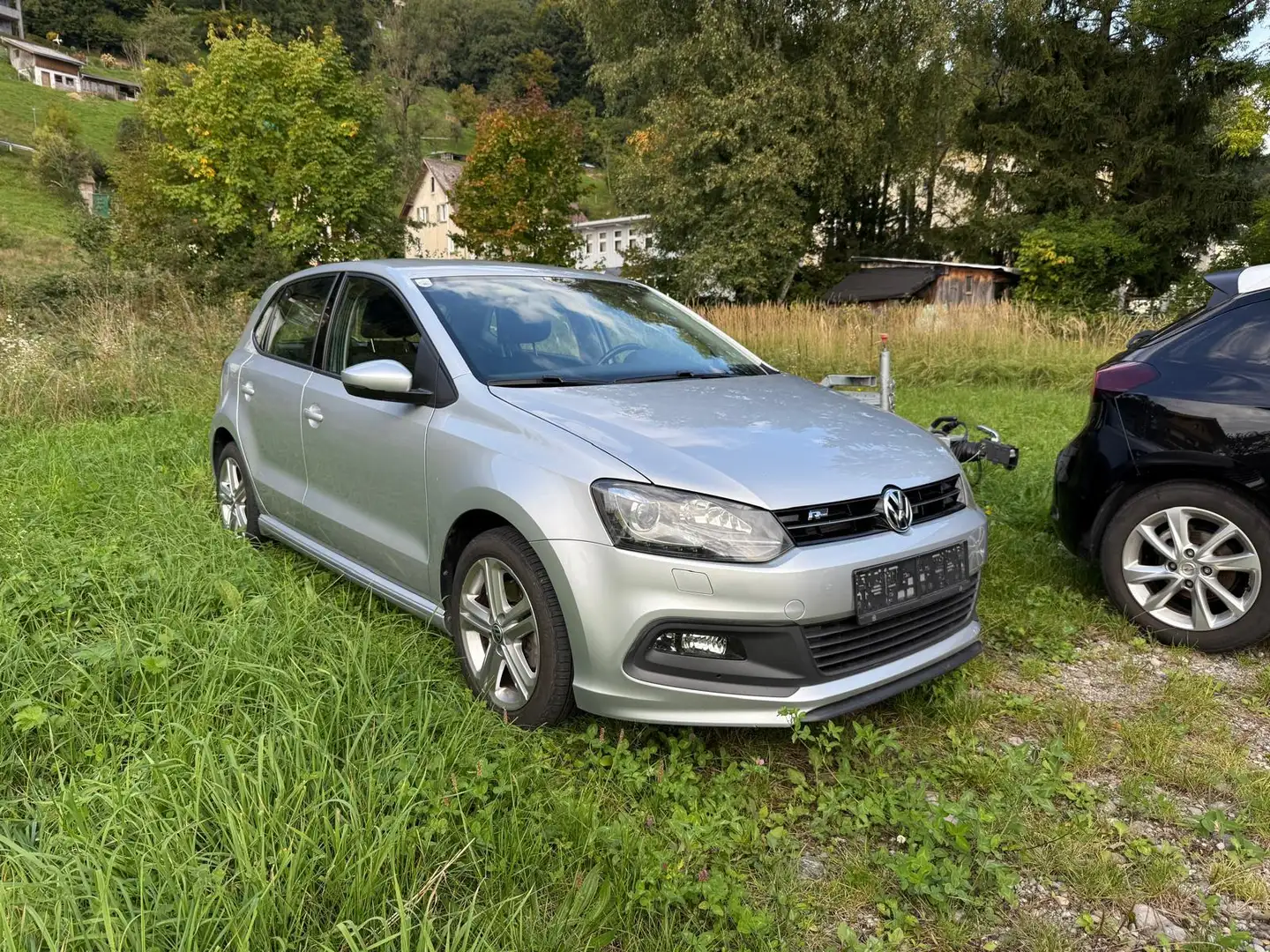 Volkswagen Polo 105 Ps, R-Line*Sitzheiz.*Parks.* 77 kW (105 PS)... Silber - 1