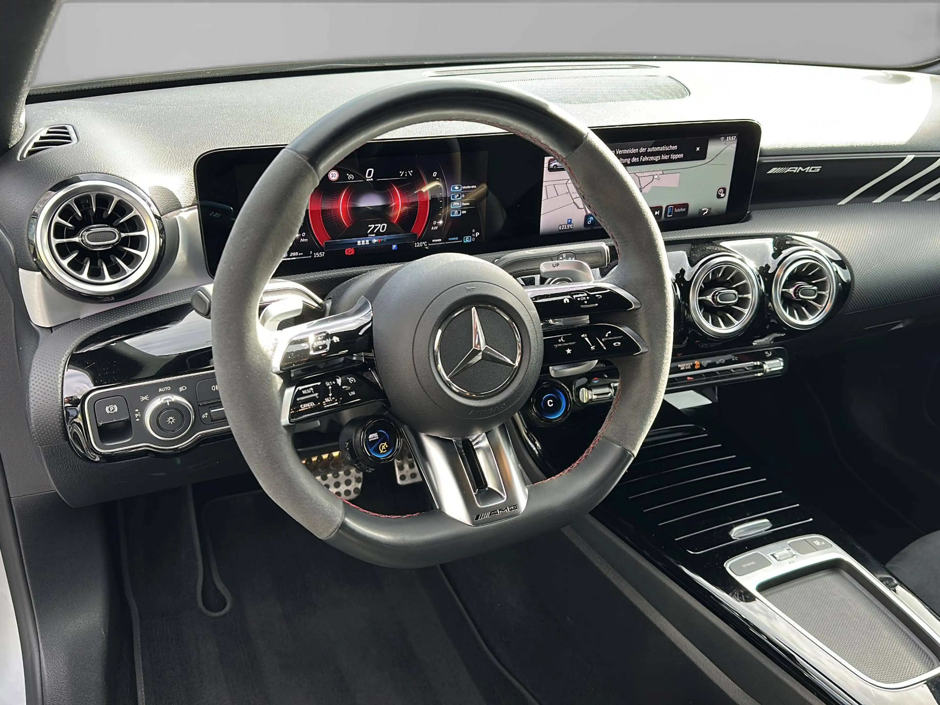 Mercedes-Benz A 35 AMG 4M*Multibea*Pano*Burmes*AeroDyn*NightPaket I + II* — photo 13