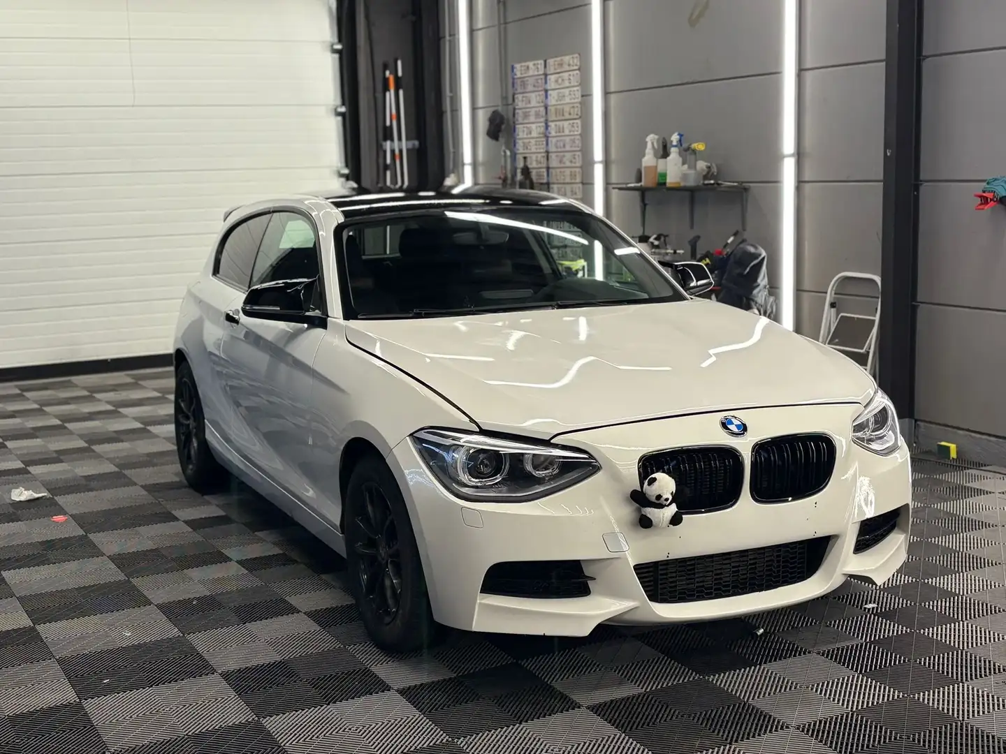 BMW 114 benzine bj. 12/2012 170000km Euro 5 Wit - 1