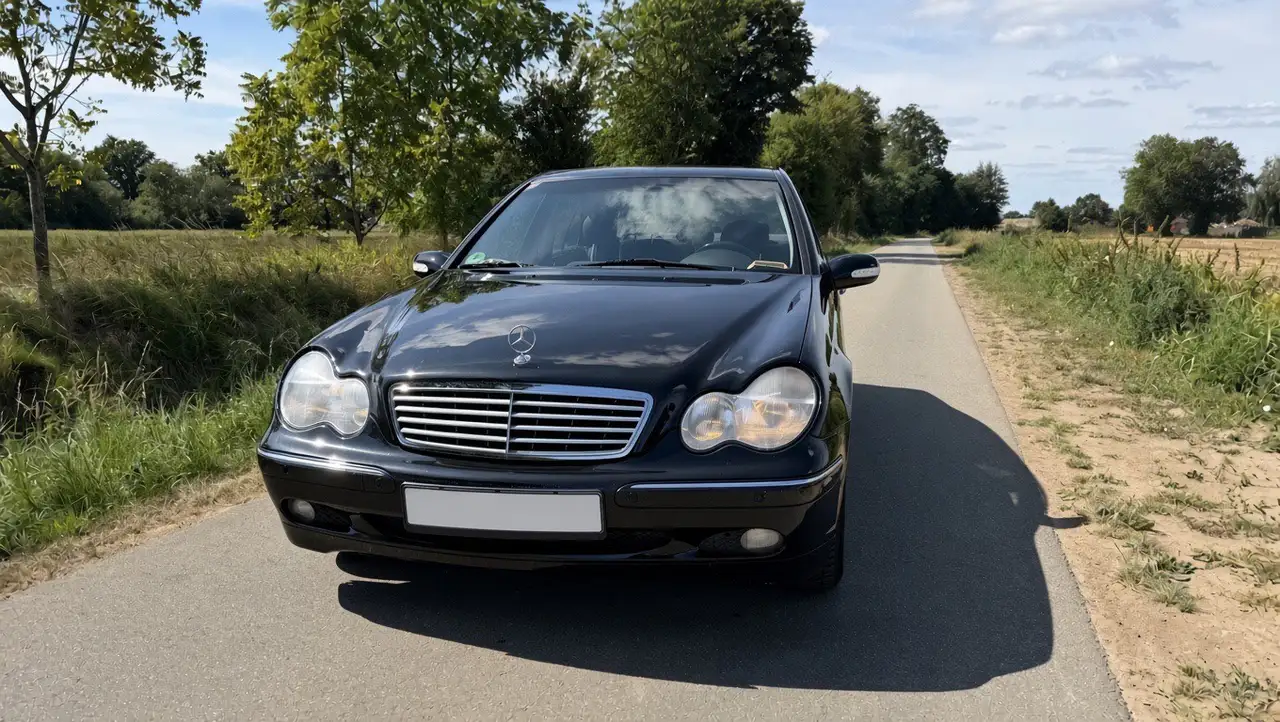Mercedes-Benz C 180 Elegance, foto 1