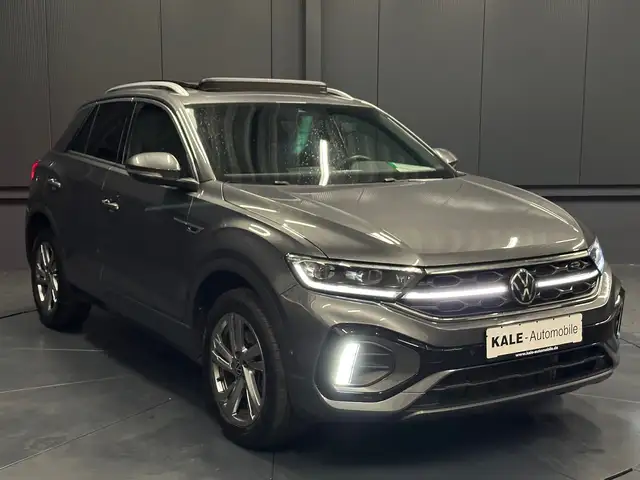 Volkswagen T-Roc view 7
