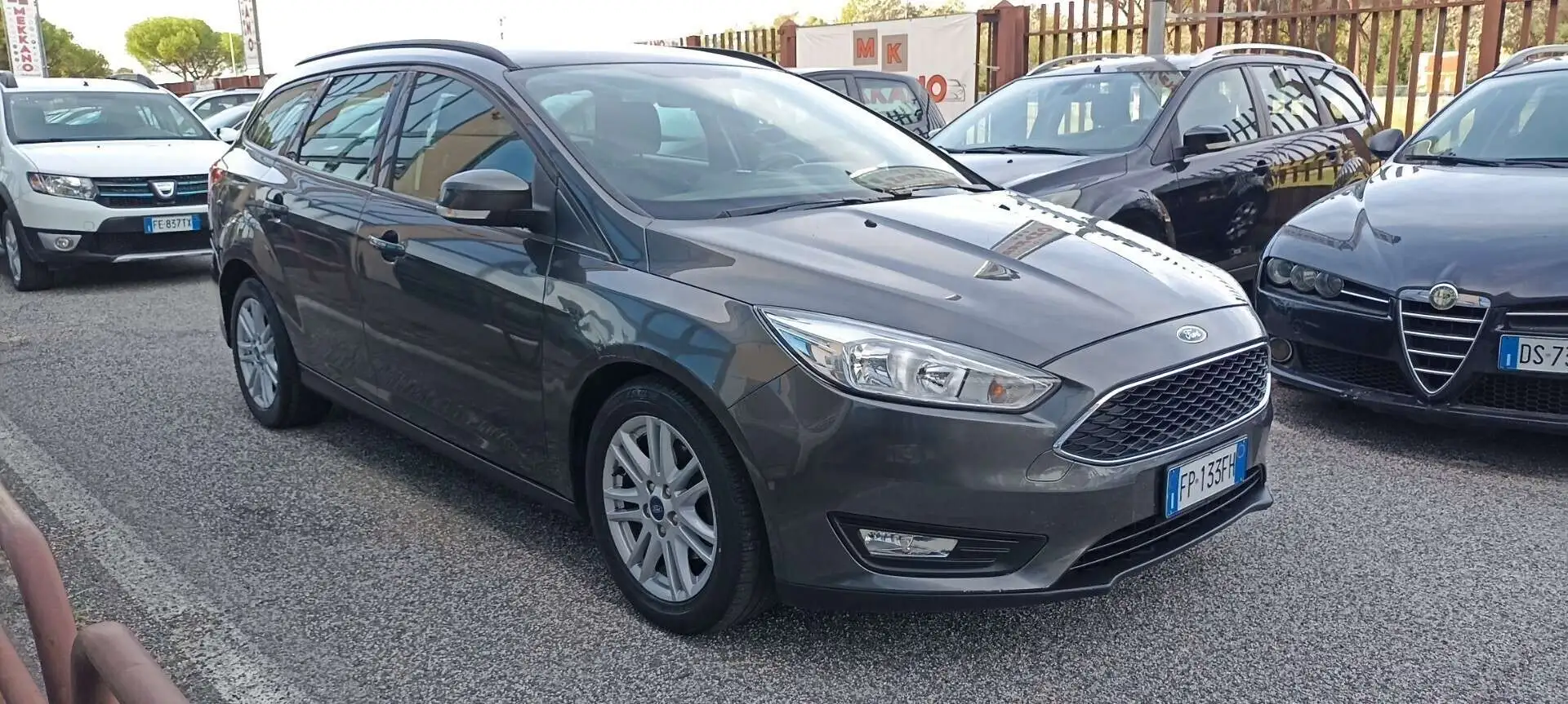 Ford Focus 1.5 120 cv Tdci Diesel Station Wagon Iva Esposta Grey - 2