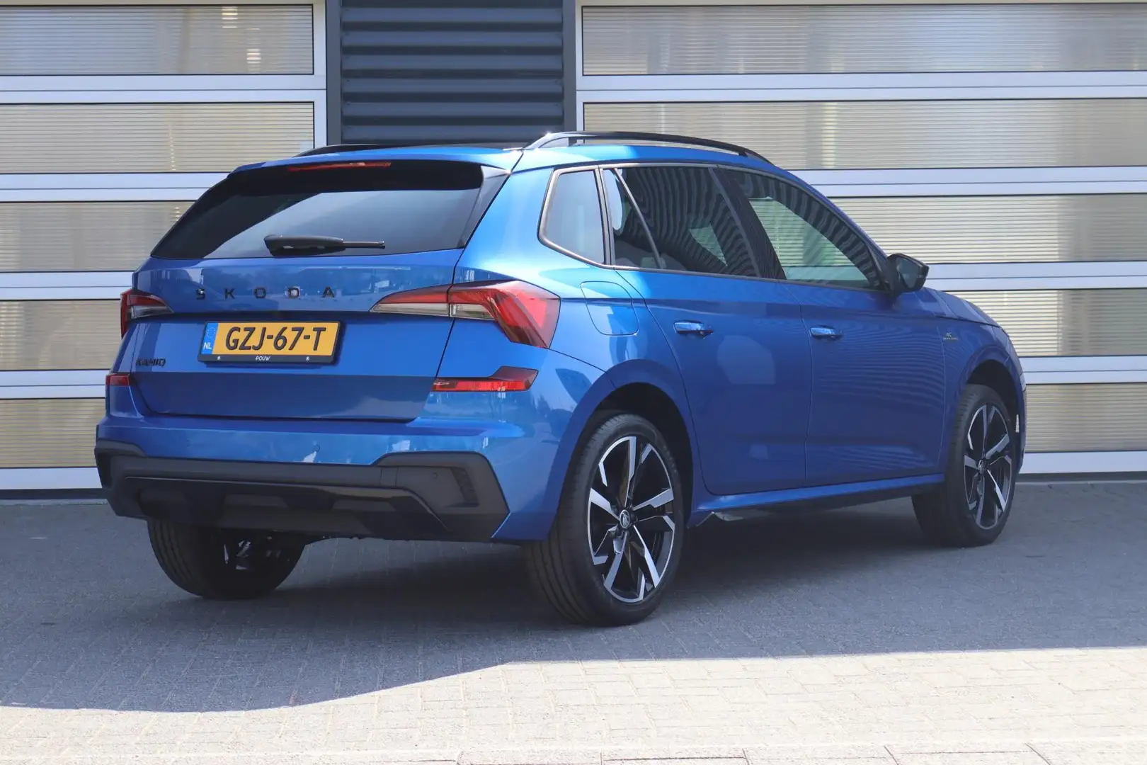 Skoda Kamiq 1.0 TSI 115pk Monte Carlo | Adaptive Cruise | Navi Blauw - 2