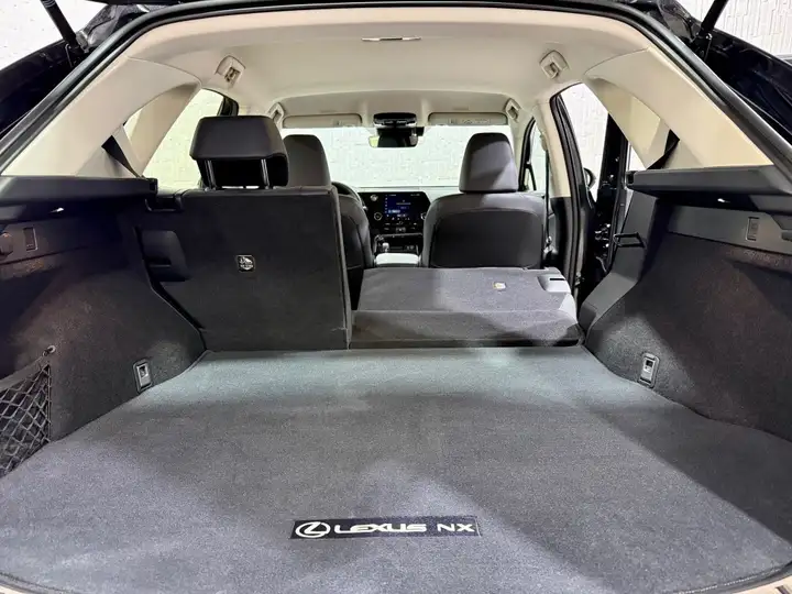 Lexus NX 2023, foto 33