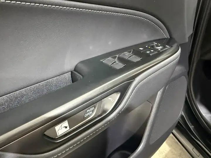 Lexus NX 2023, foto 18