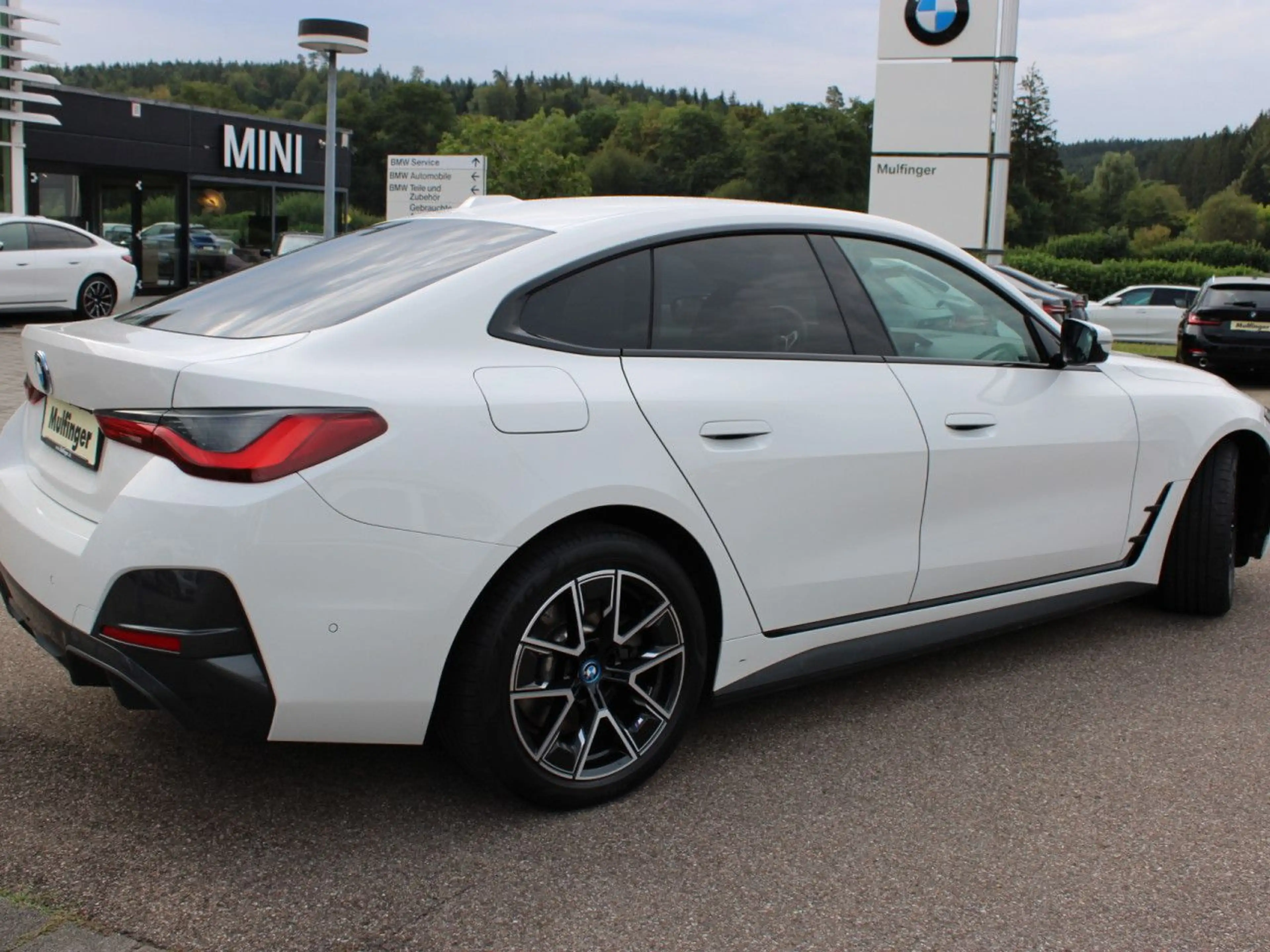 BMW i4 e35 GranC.M Sport ACC SurView Laser Ha/Ka.AHK — photo 5