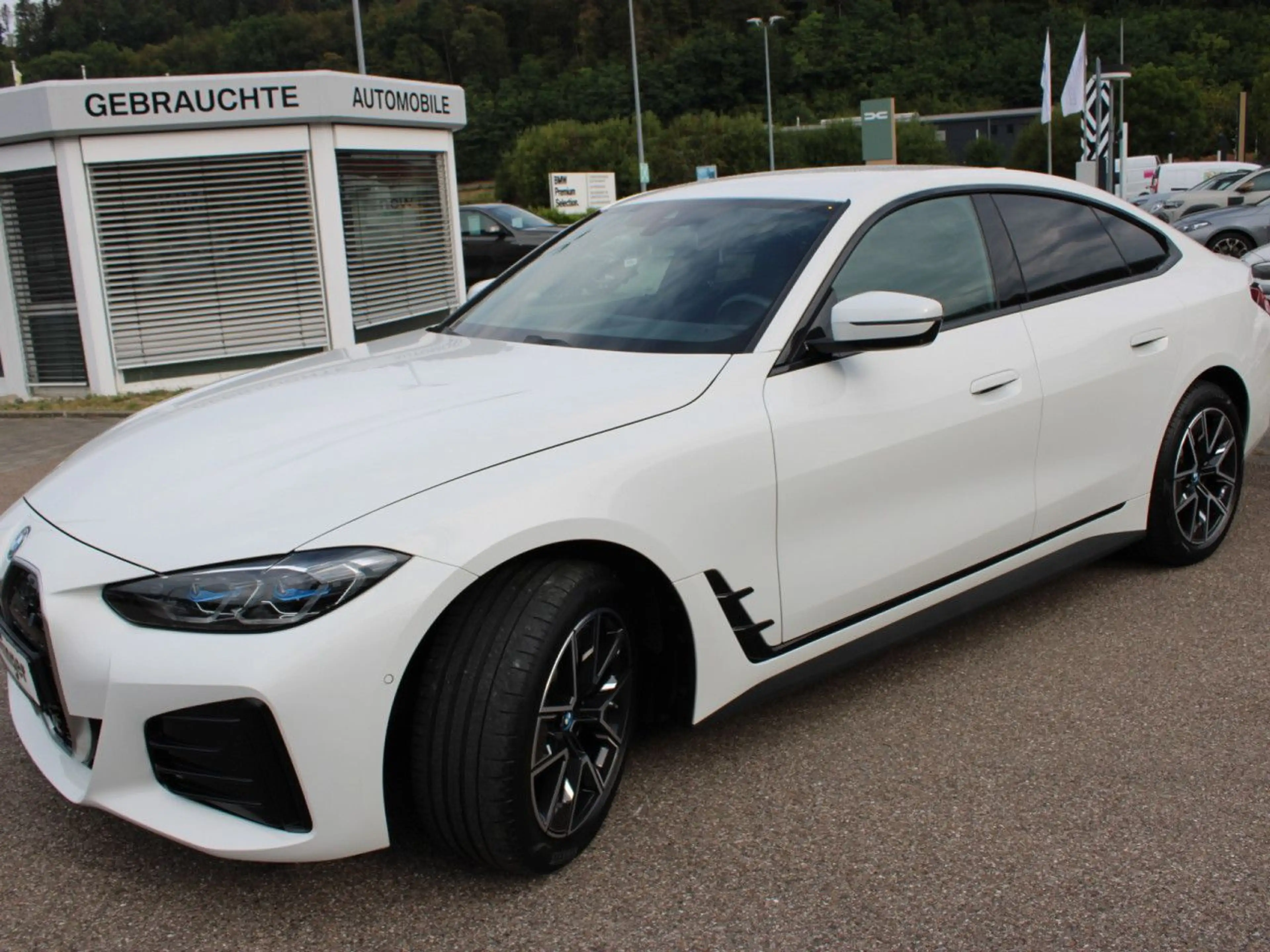 BMW i4 e35 GranC.M Sport ACC SurView Laser Ha/Ka.AHK — photo 4