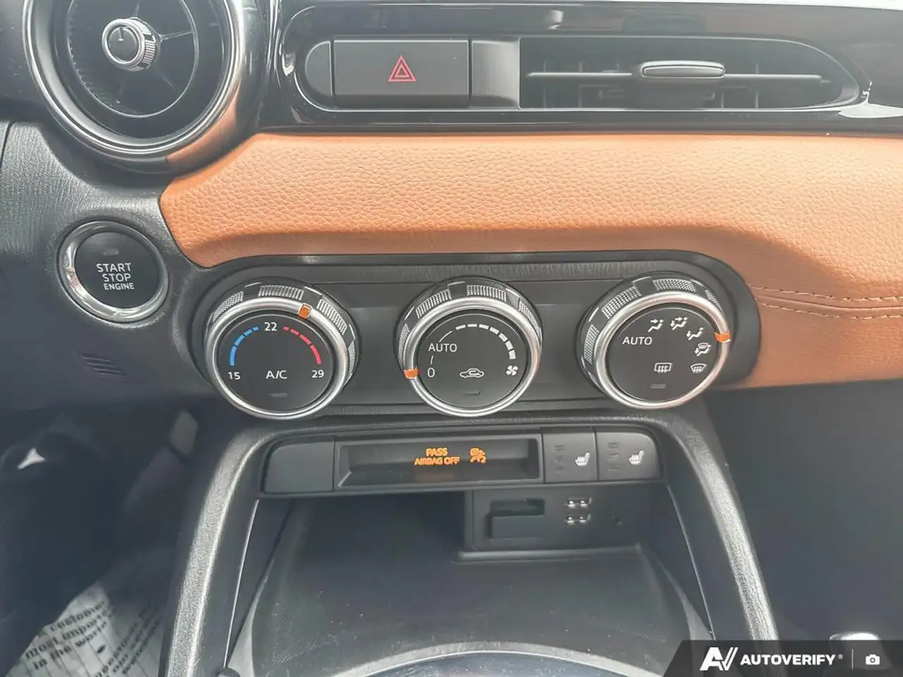 Fiat 124 Spider снимка Fiat 124 Spider