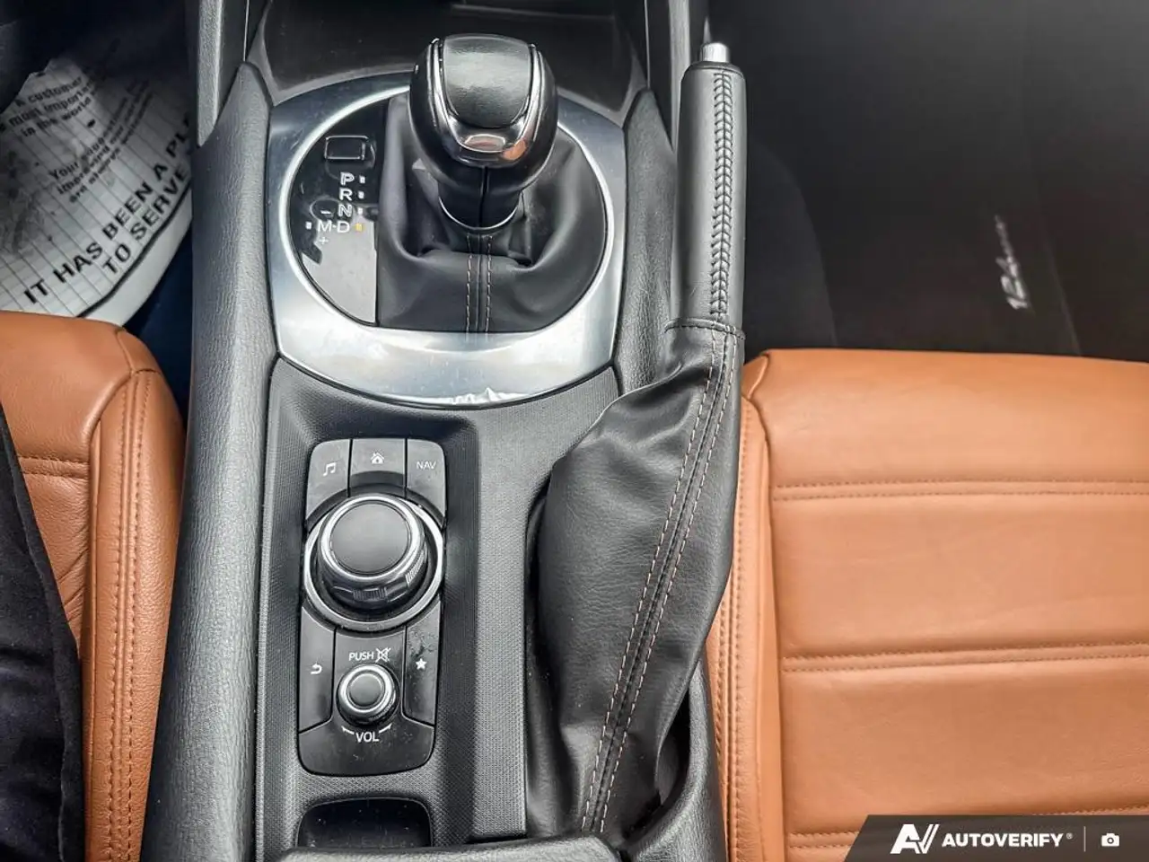 Fiat 124 Spider снимка Fiat 124 Spider
