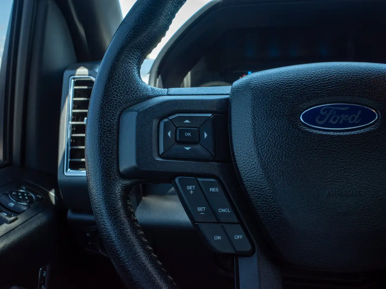 Ford F 150 photo Ford F 150