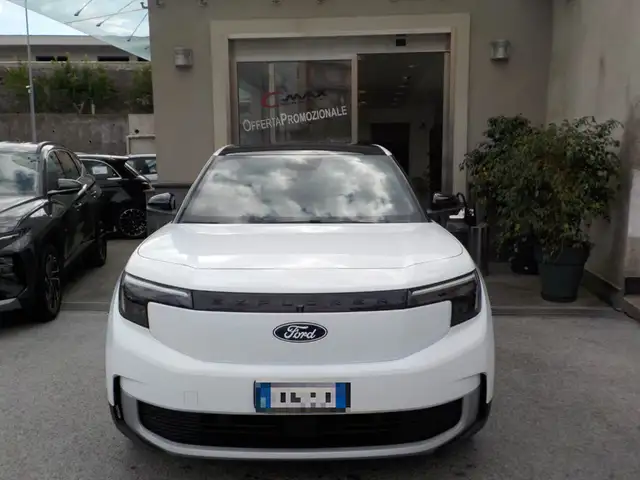 Ford Explorer -E Extended Range Explorer Premium 286 CV