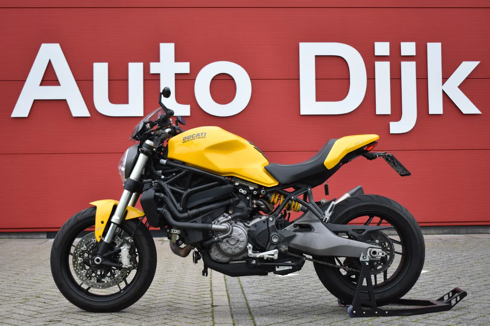 Ducati Monster 821 ABS Stripe SC-Project | Quickshifter U/D | LED | B Geel - 2