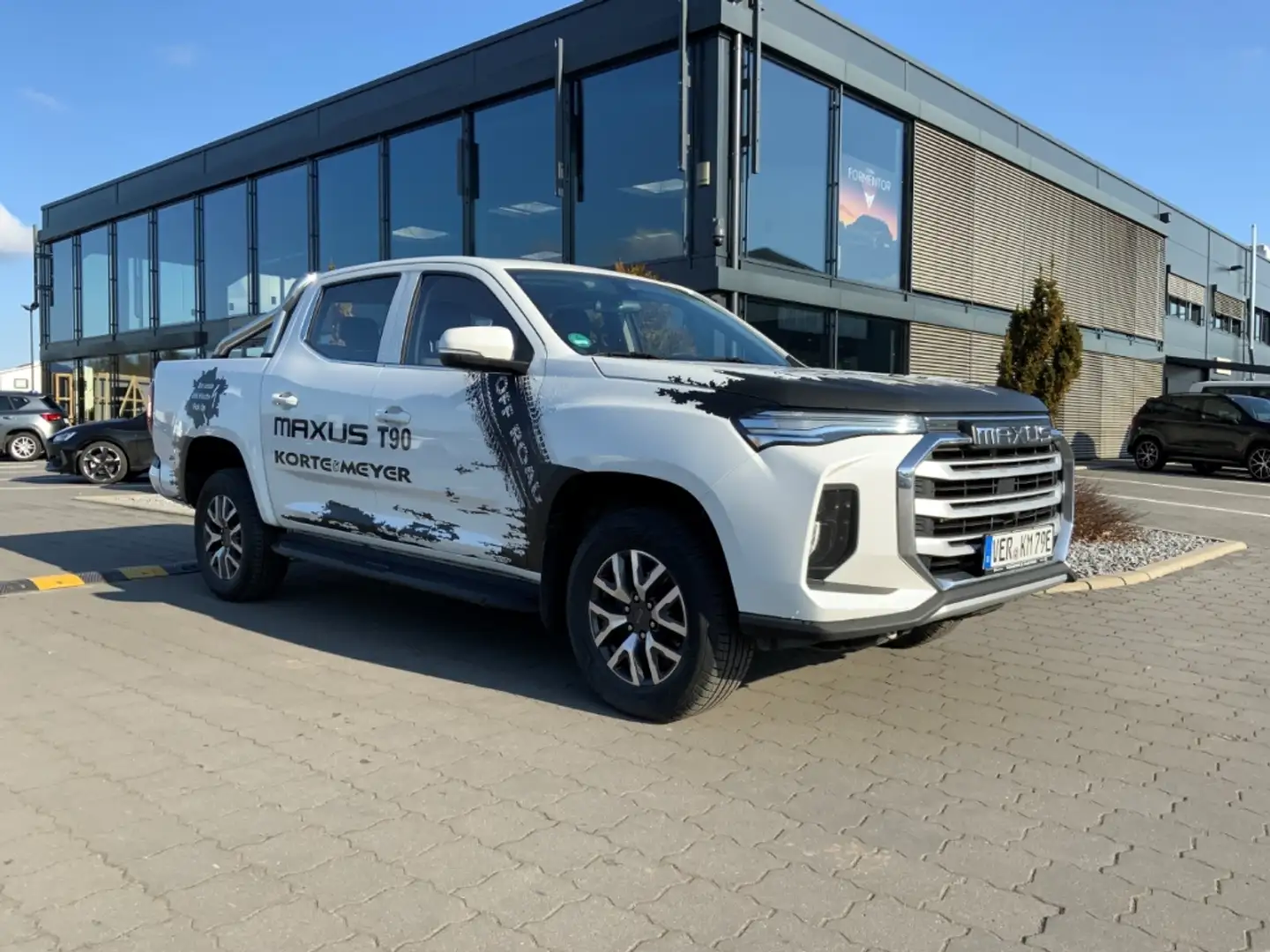 Maxus T90 130kW 88,5kWh+Kamera+ AndroidAuto/CarPlay Weiß - 2