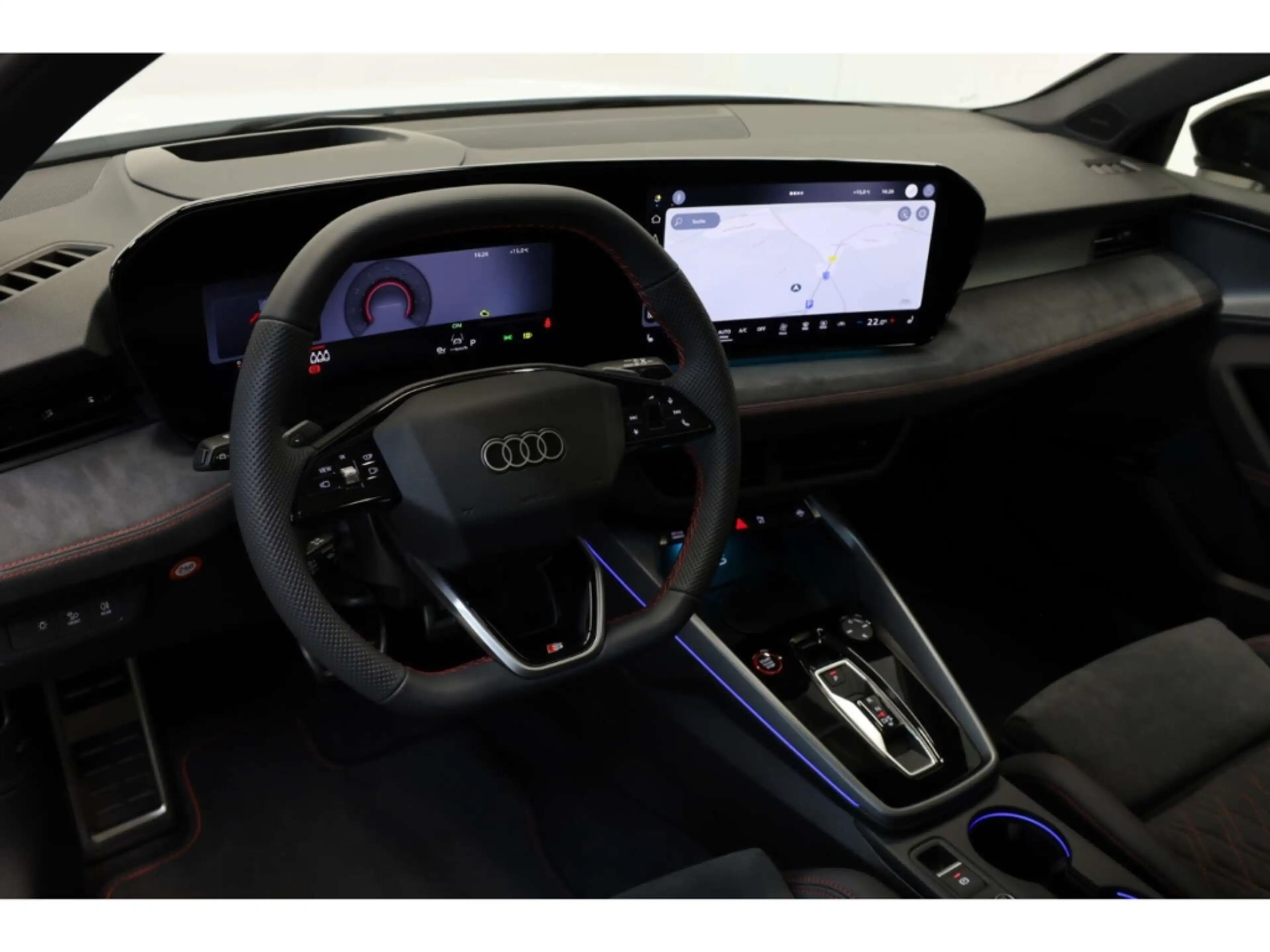 Audi S3 Sportback TFSI S line — photo 9