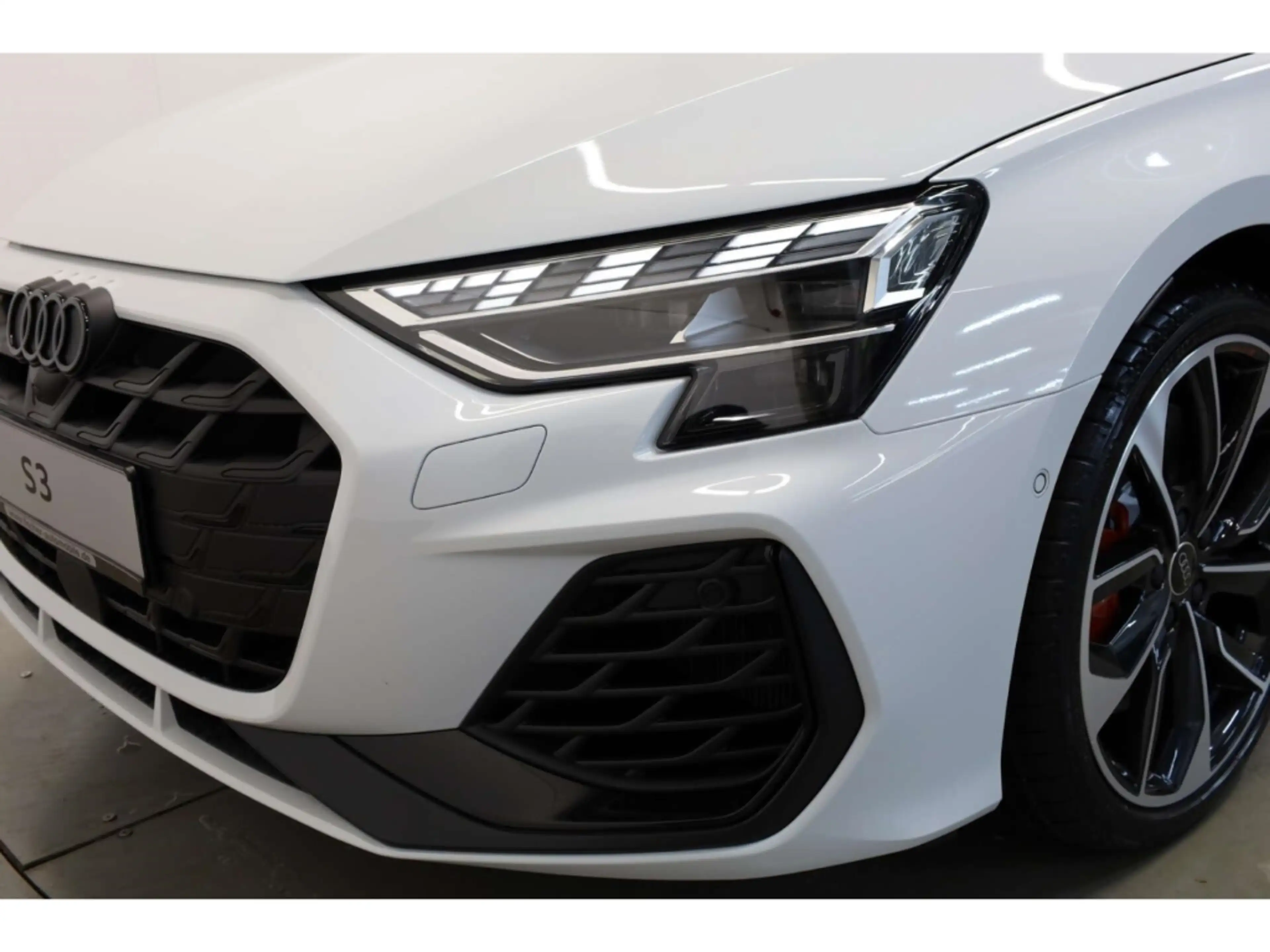 Audi S3 Sportback TFSI S line — photo 7