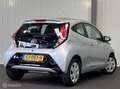 Toyota Aygo 1.0 VVT-i x-play AUTOMAAT [ NAP 1e eig. camera ] Grijs - thumbnail 6