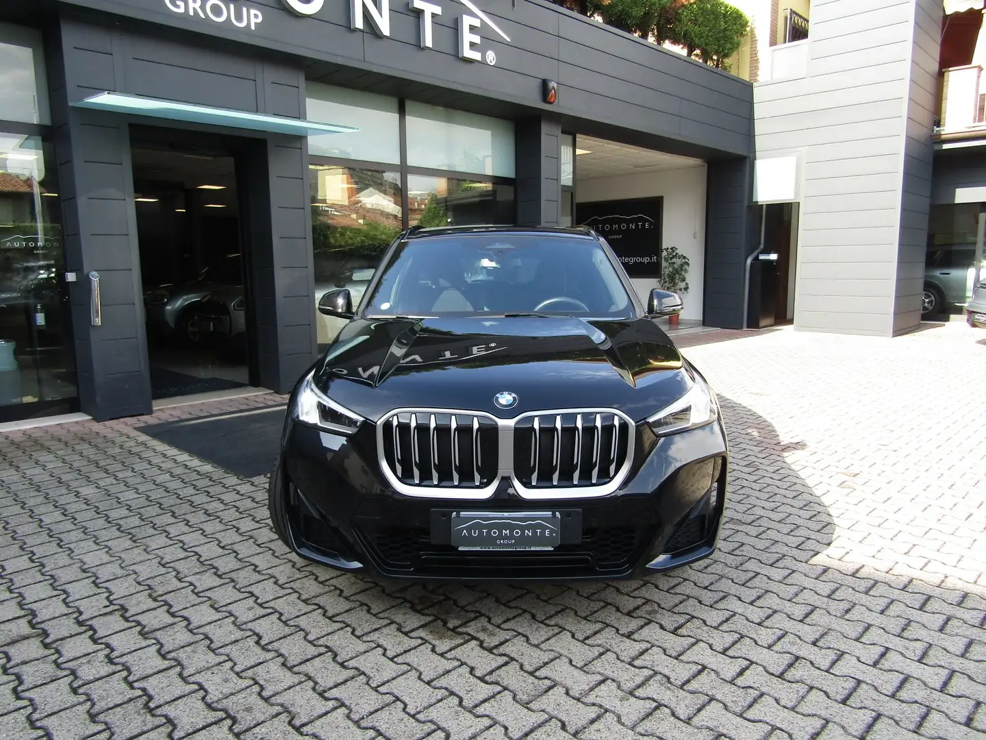 BMW X1 SDRIVE 18i MSPORT AUTO,CERCHI 19,GANCIO,CARPLAY Schwarz - 2
