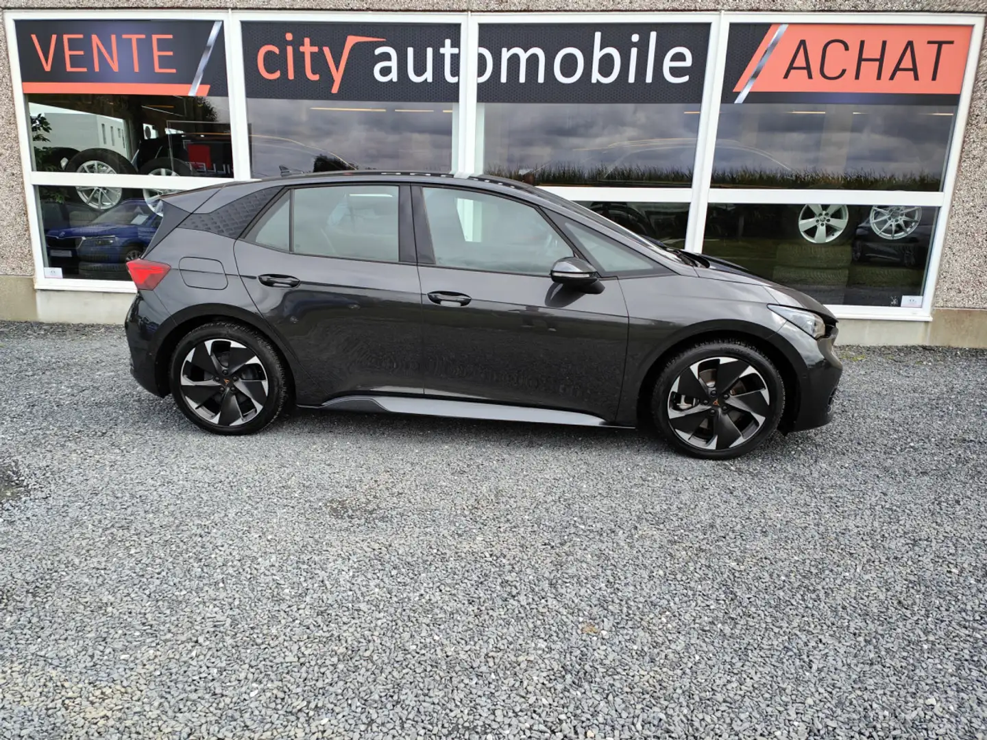 CUPRA Born 58 kWh eboost Noir - 2