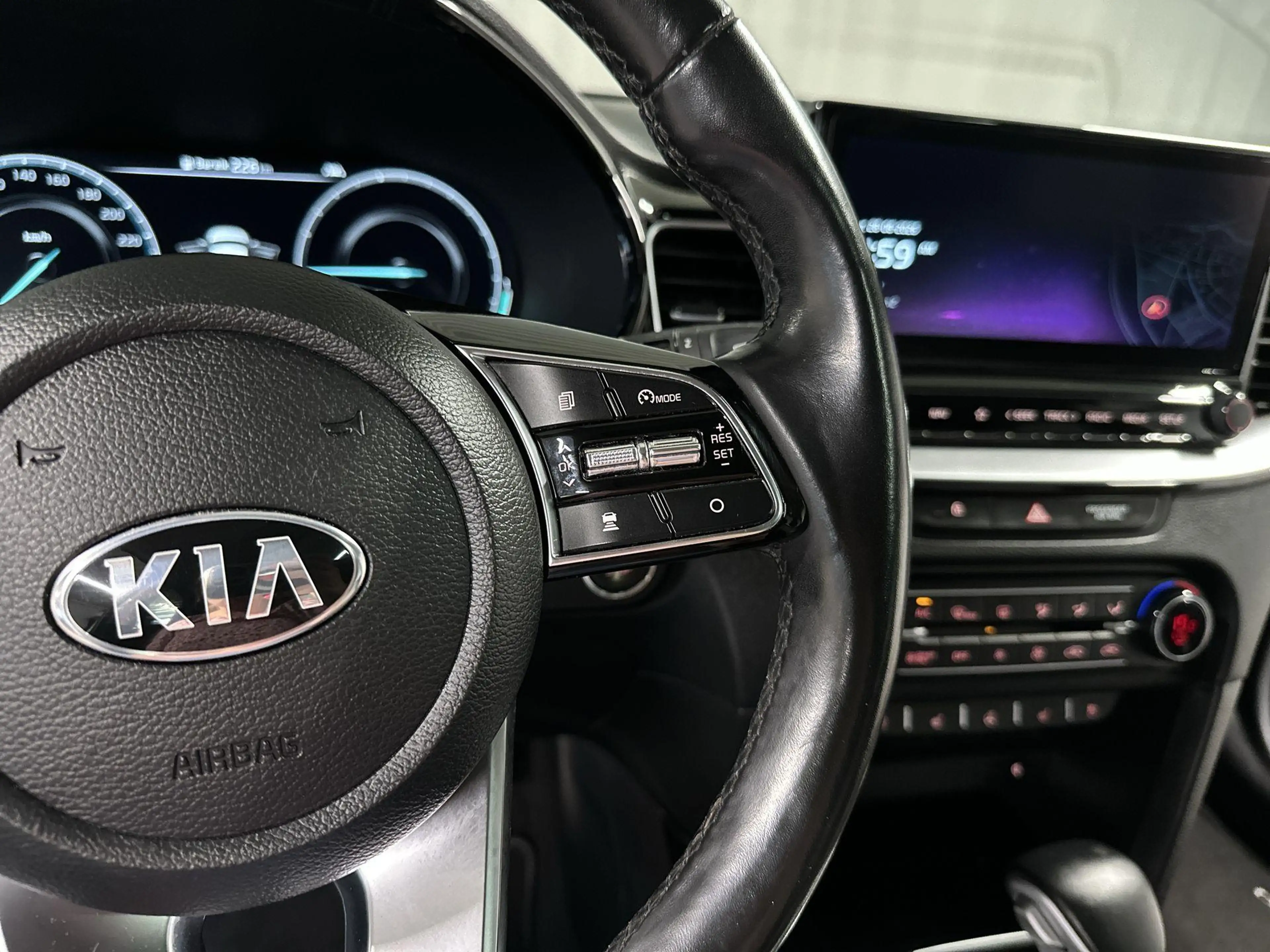 Kia XCeed 1.6 GDi PHEV ExecutiveLine Automaat | Leder | Pano — photo 35
