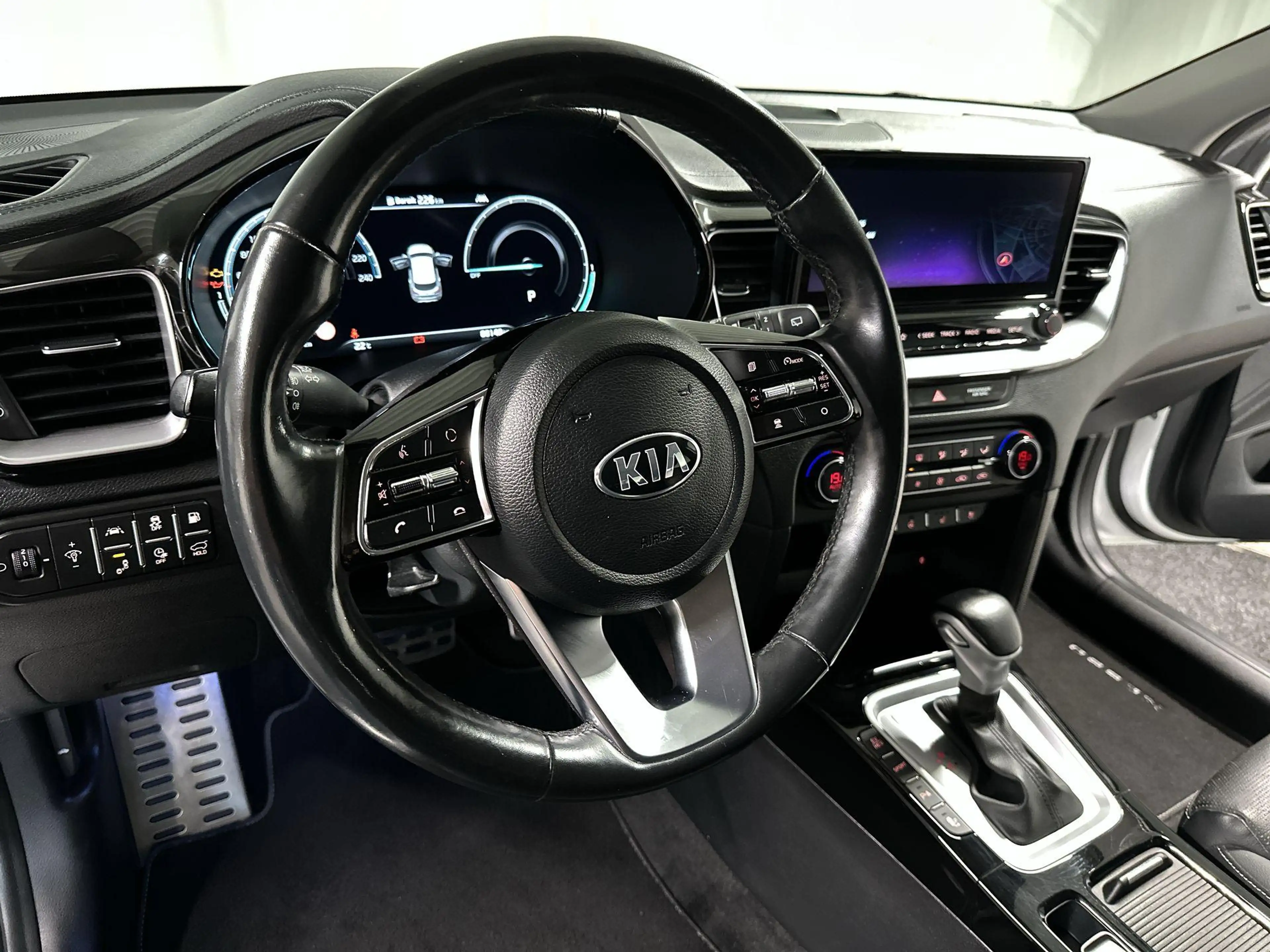 Kia XCeed 1.6 GDi PHEV ExecutiveLine Automaat | Leder | Pano — photo 17