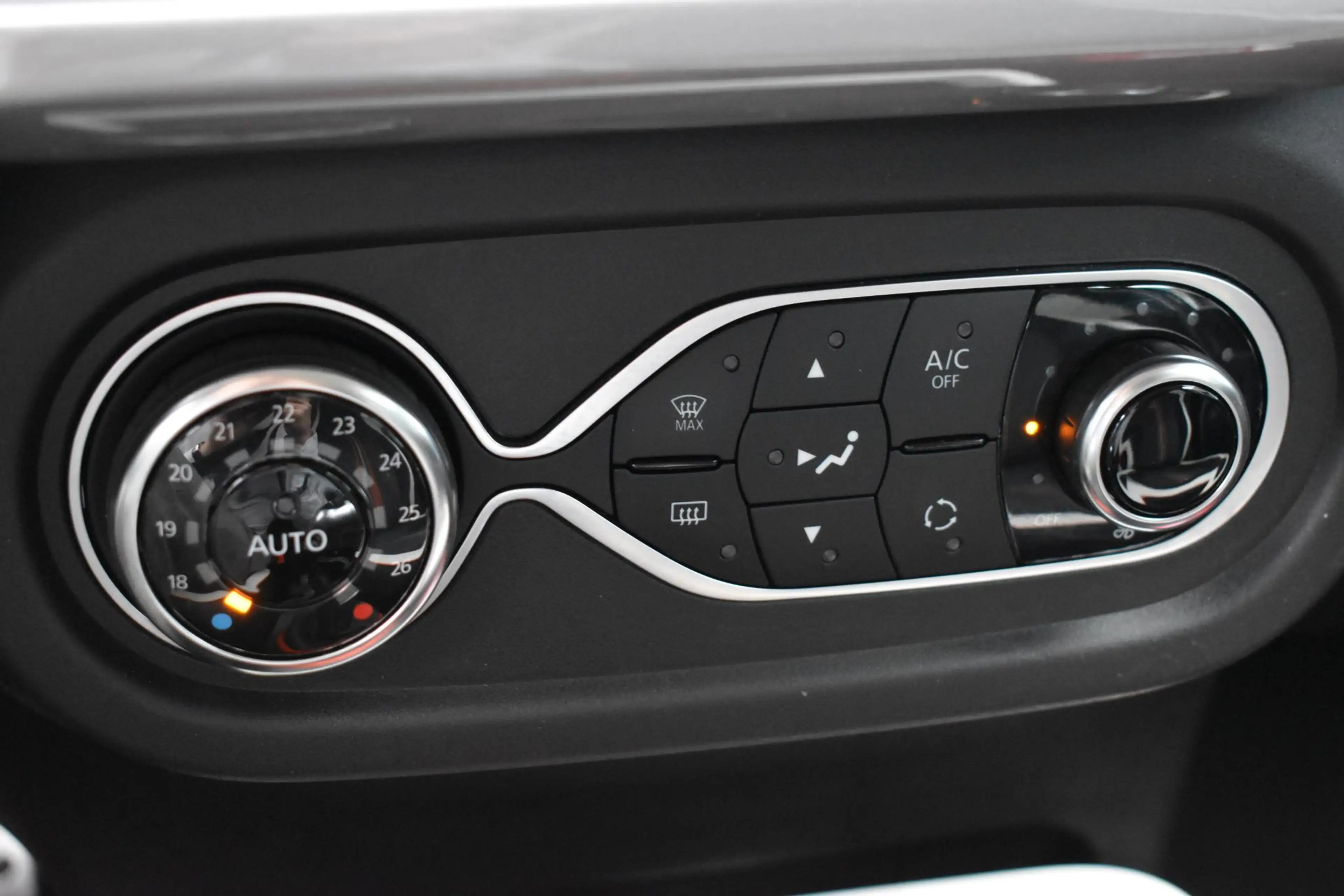 Renault Twingo TCe GT | DEALER ONDERH. | CAMERA | NAVI | CRUISE C — photo 17