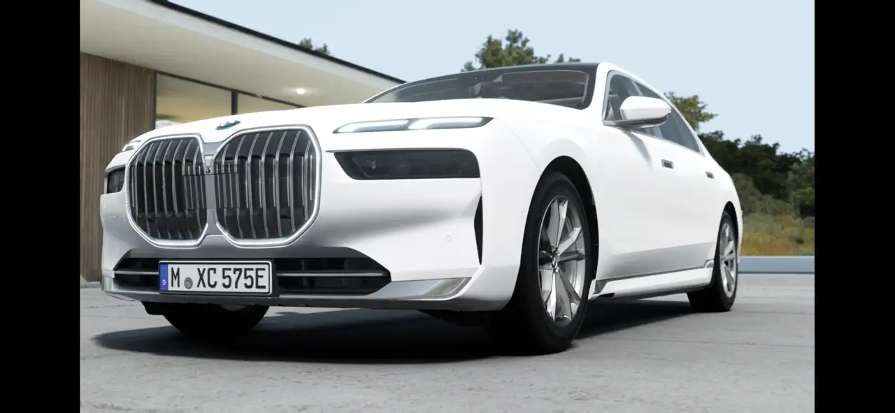 BMW i7