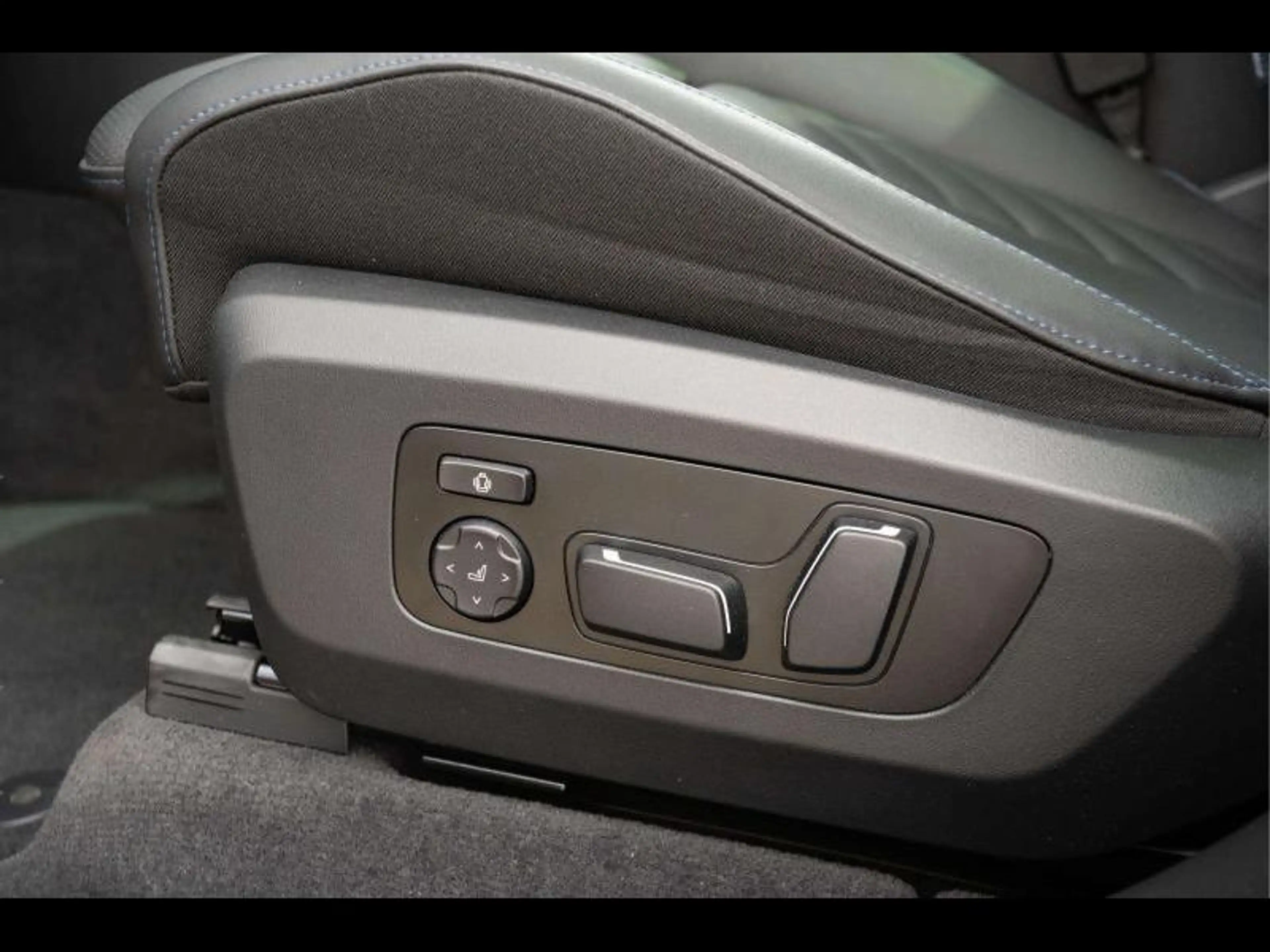 BMW X3 20d xDrive Kit M Sport — photo 12
