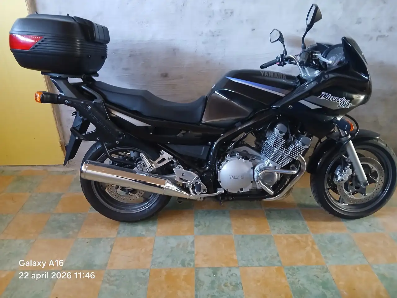 Yamaha XJ 900