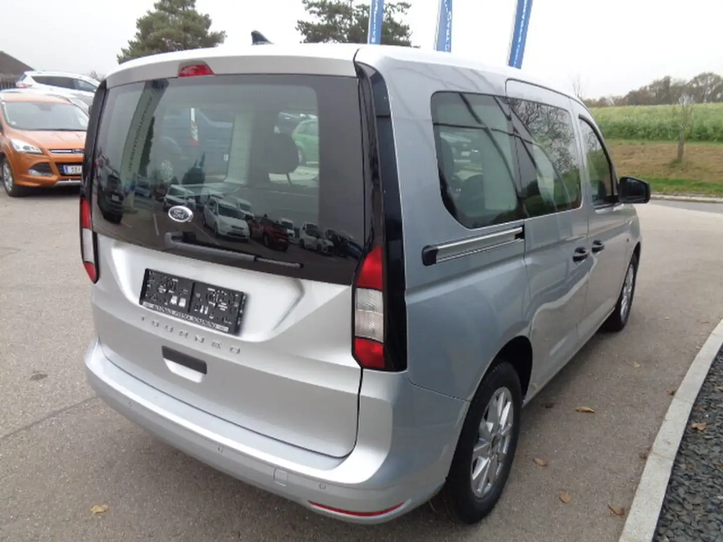 Ford Tourneo Connect Trend L1 102PS Diesel Vorsteuer Zilver - 2