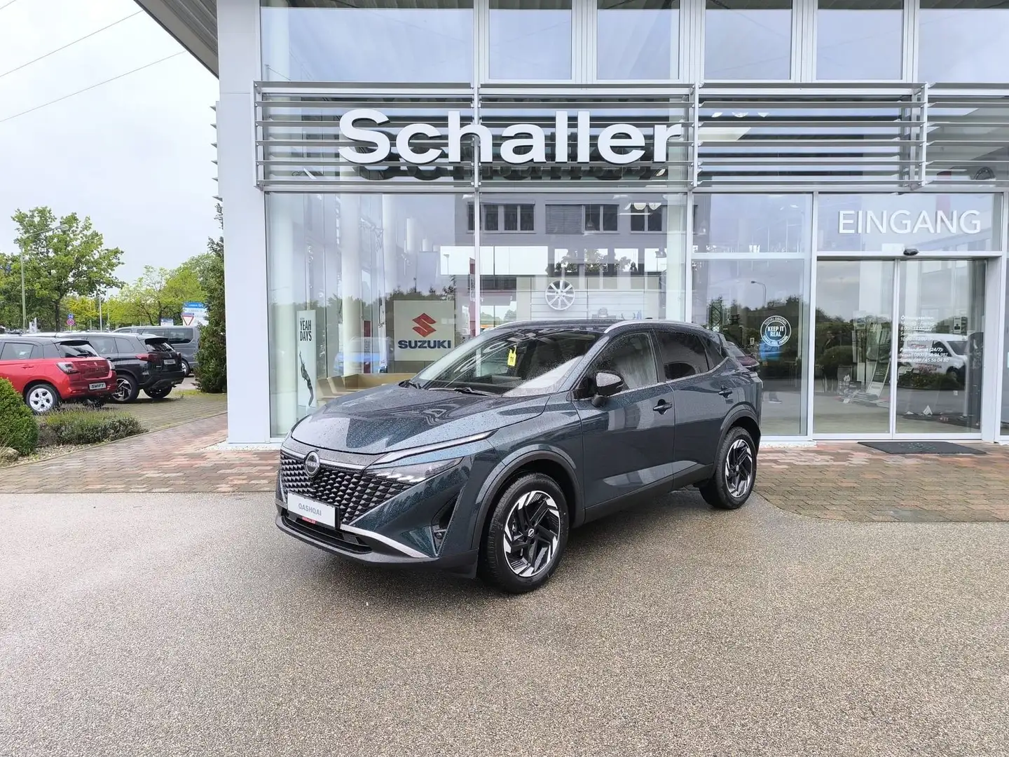 Nissan Qashqai 1.3 DIG-T Mild-Hybrid AT N-Connecta WP Grün - 1