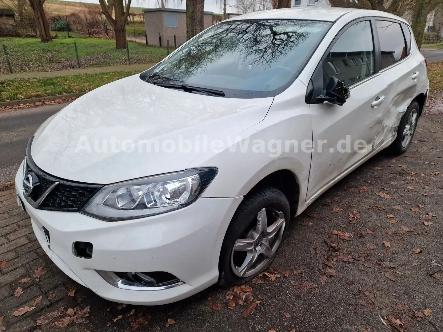 Nissan Pulsar Tekna Top Ausstattung !!! Scheckheft !!! Bílá - 1