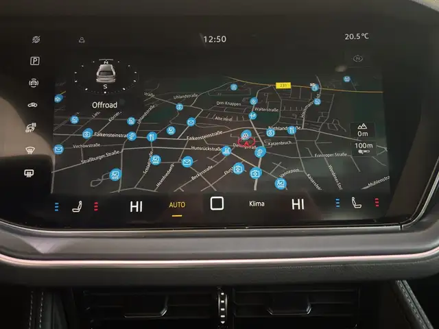 Volkswagen Touareg view 12