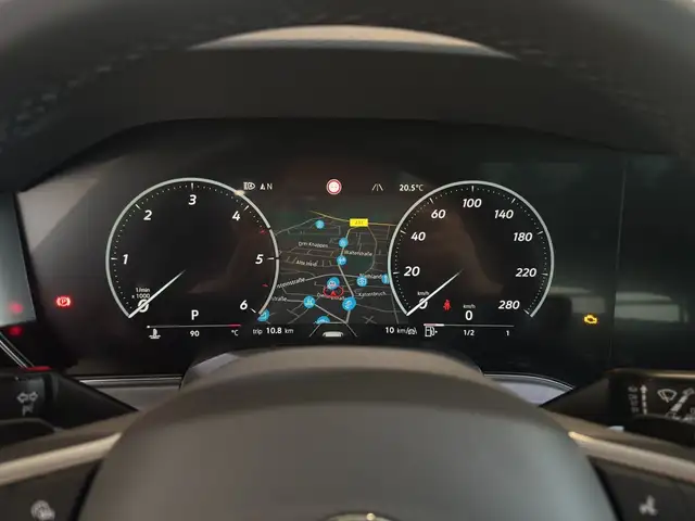 Volkswagen Touareg view 10