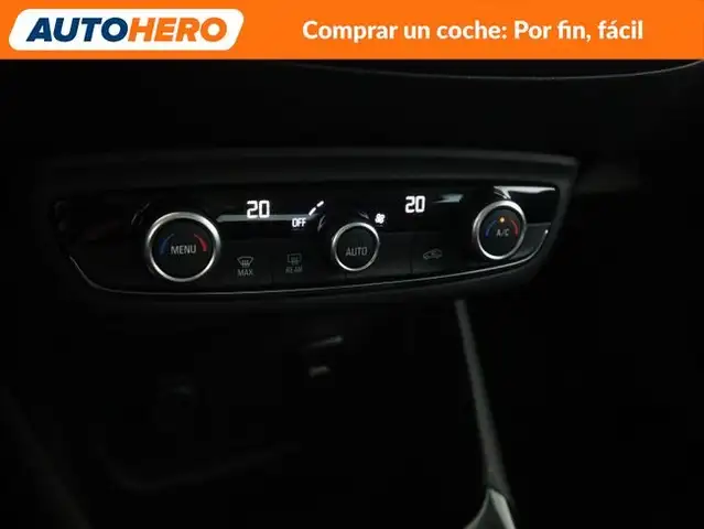Opel Crossland view 26