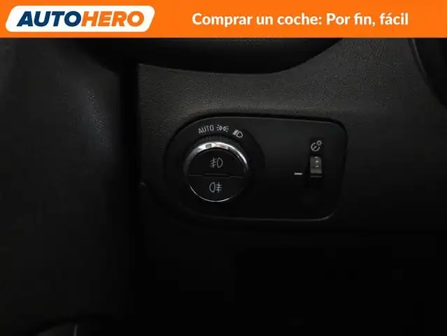 Opel Crossland view 30