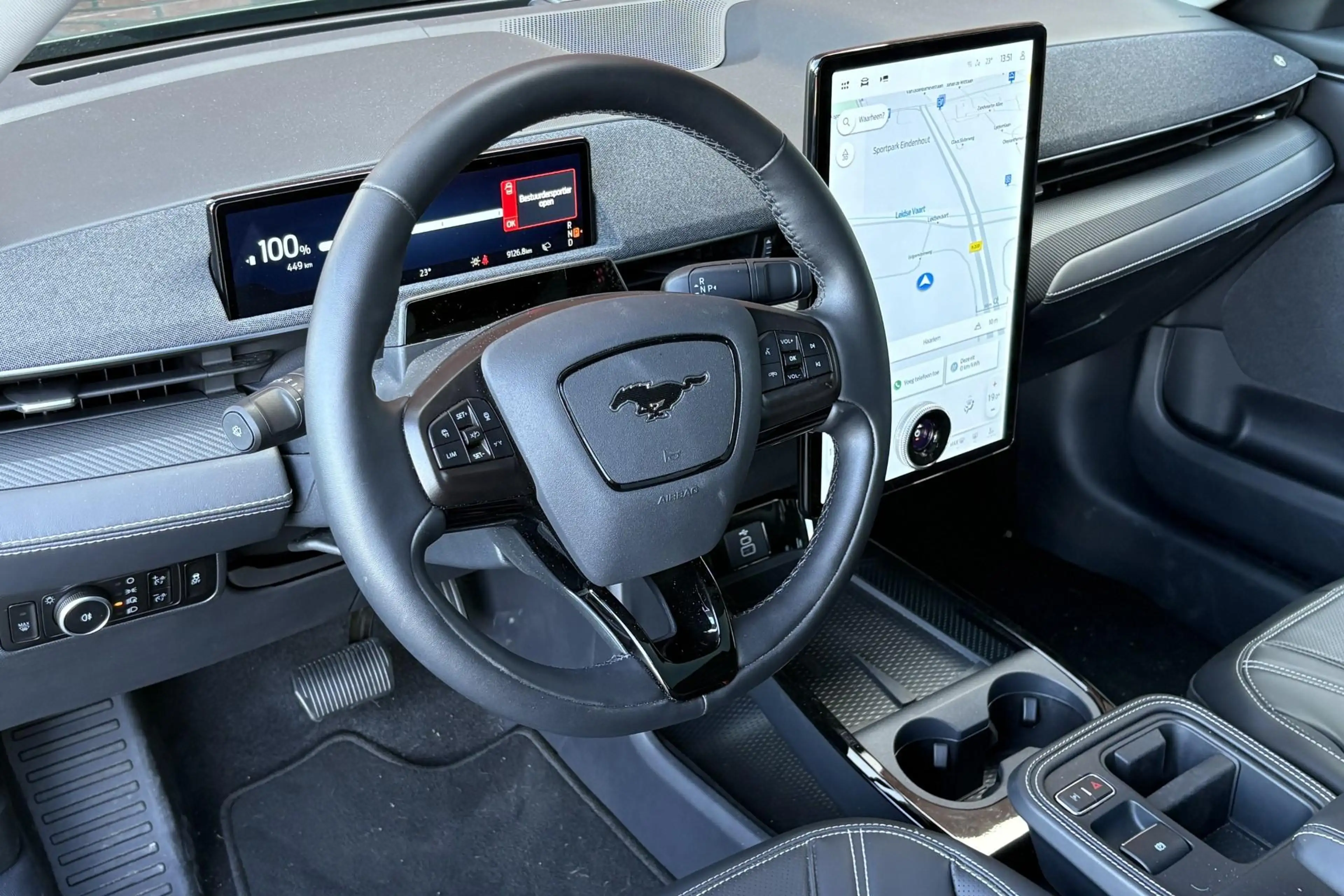 Ford Mustang Mach-E Standard RWD 73 kWh | Technology Pack+ | Panoramad — photo 9